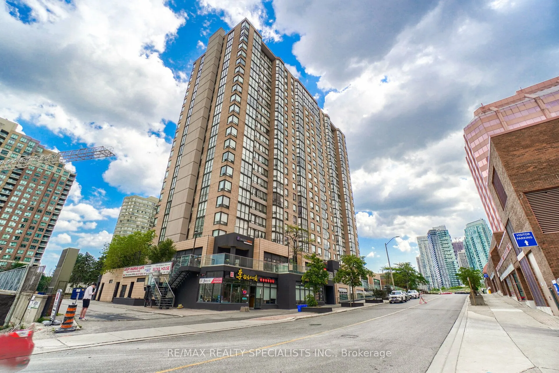Property For Lease | W13148074