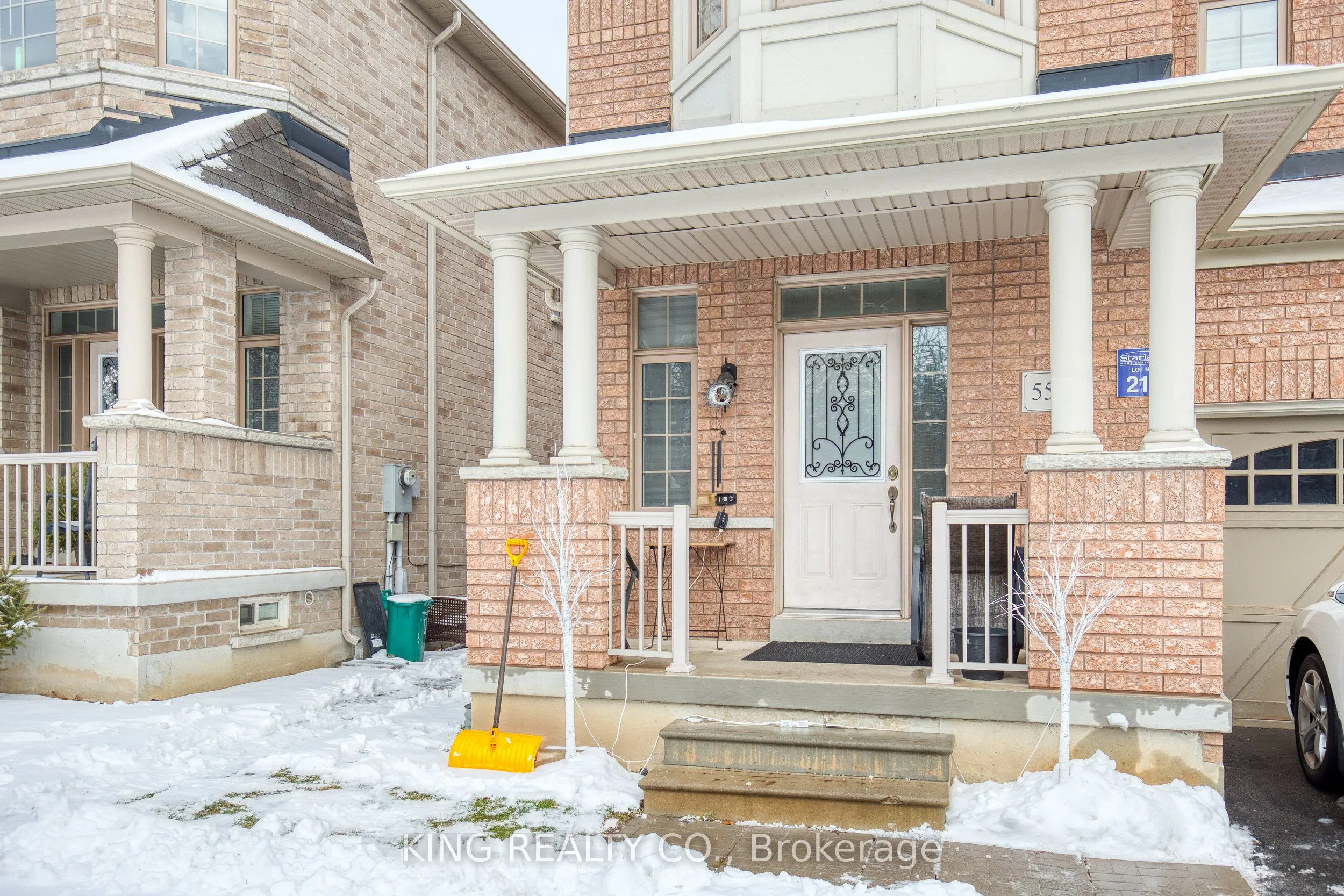 Semi-Detached Home For Lease | W13149070