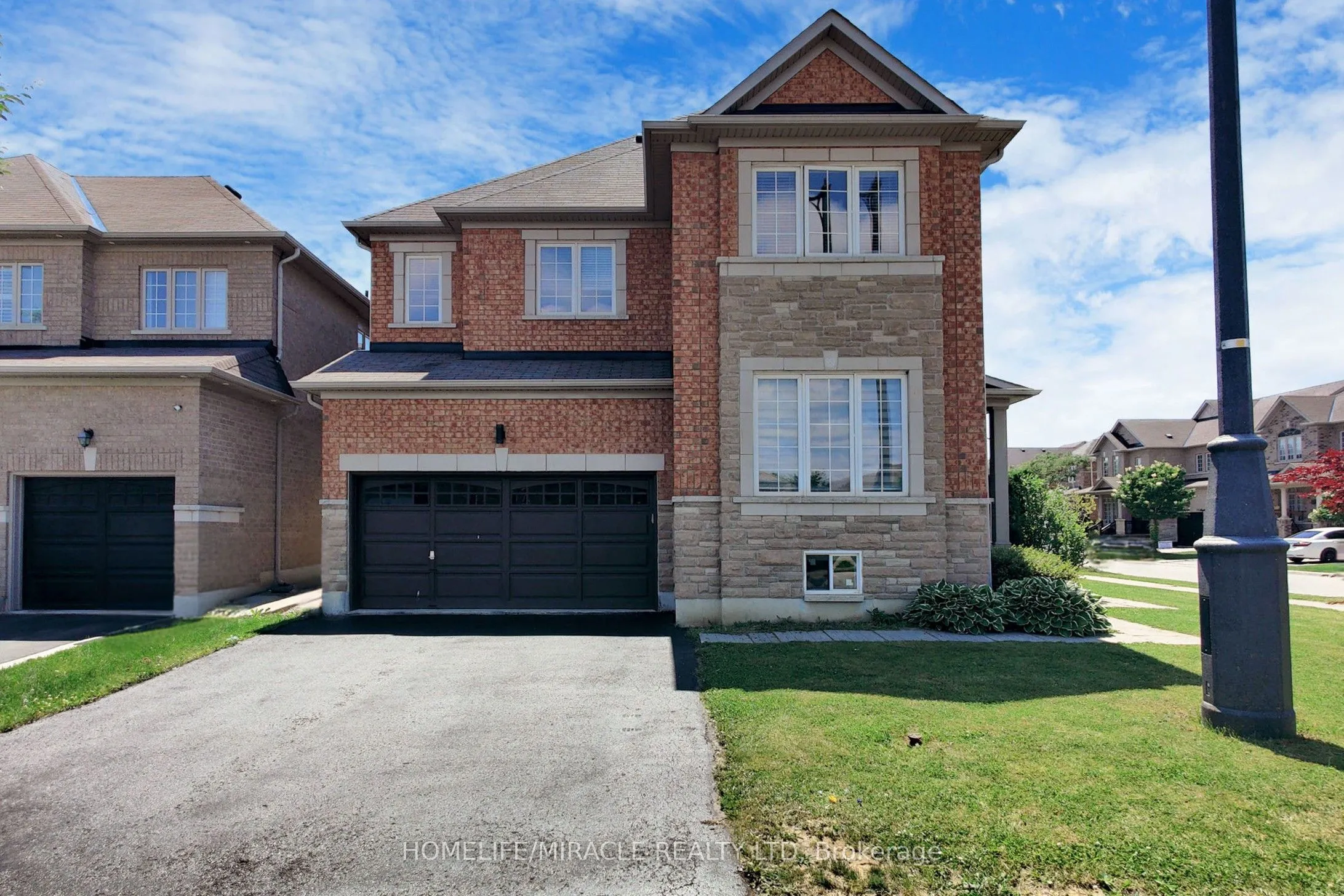 Detached Home For Sale | W13150066