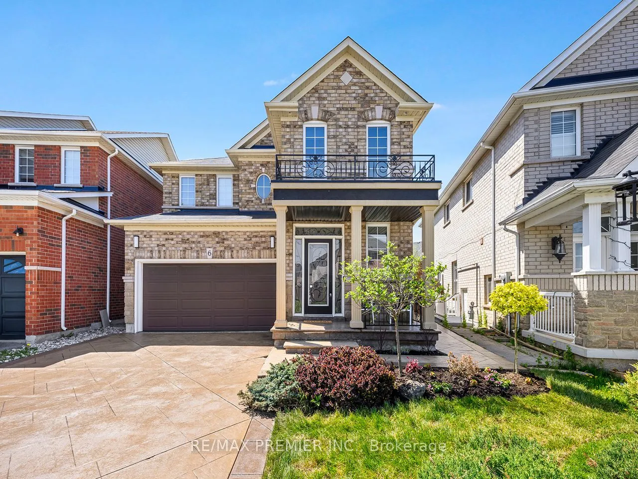 Detached Home For Sale | W13150154