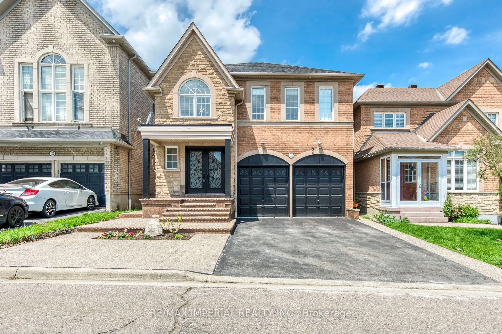 Detached Home For Sale | W13150164