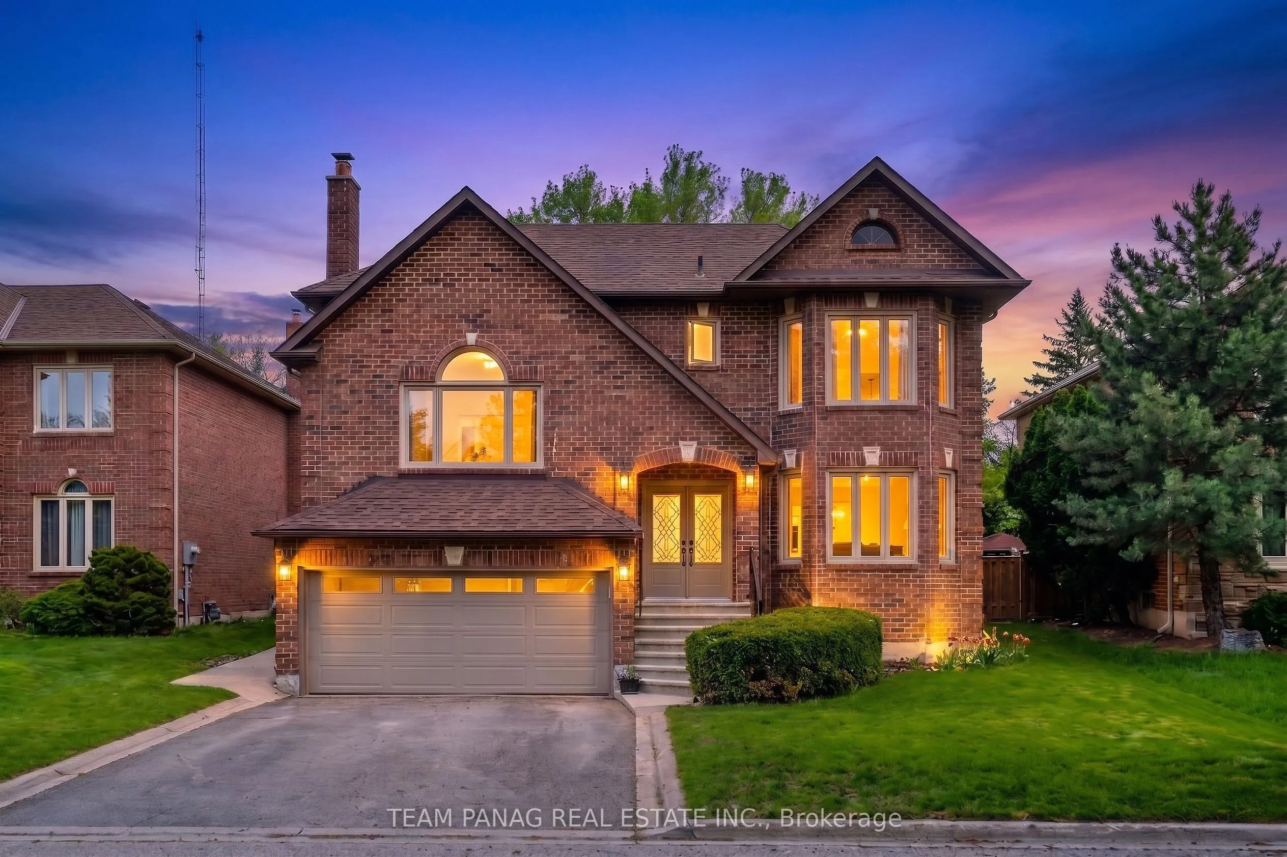 Detached Home For Sale | W13151576