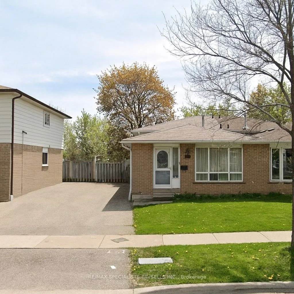 Semi-Detached Home For Sale | W13152028