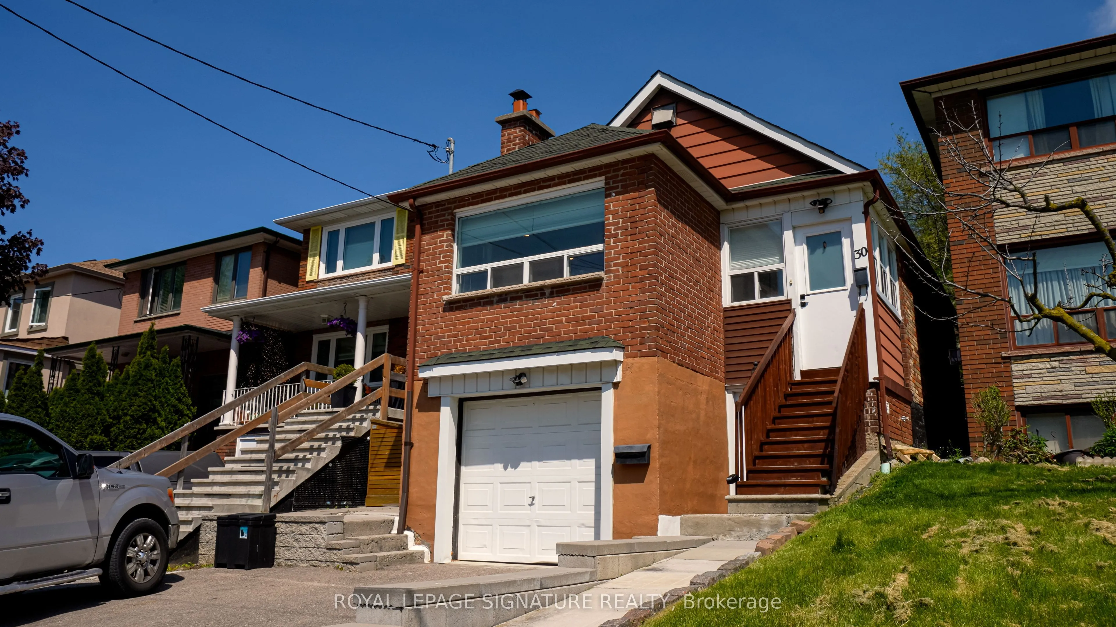 Detached Home For Lease | W13152178