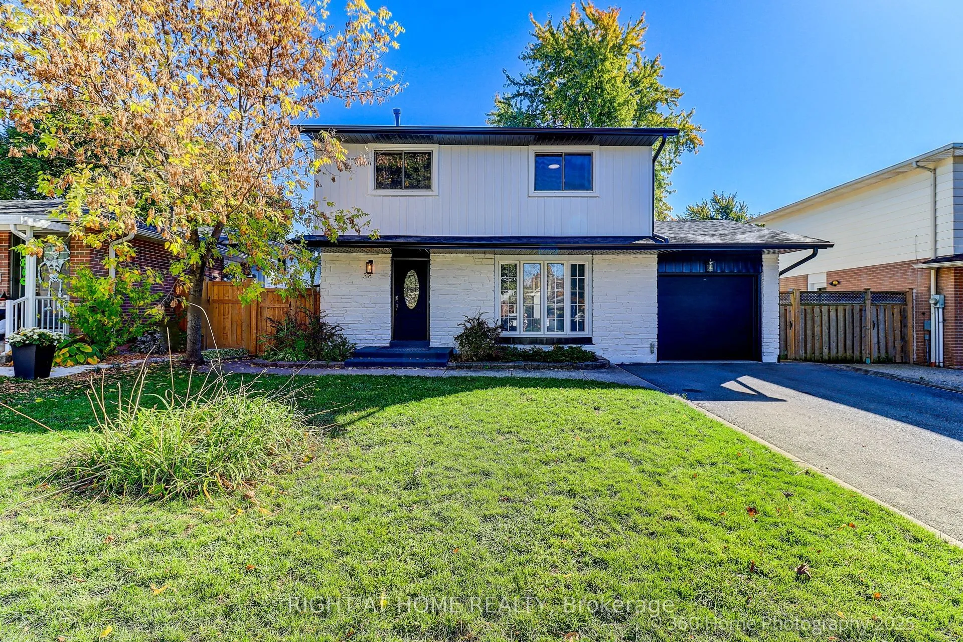 Detached Home For Sale | W13154910