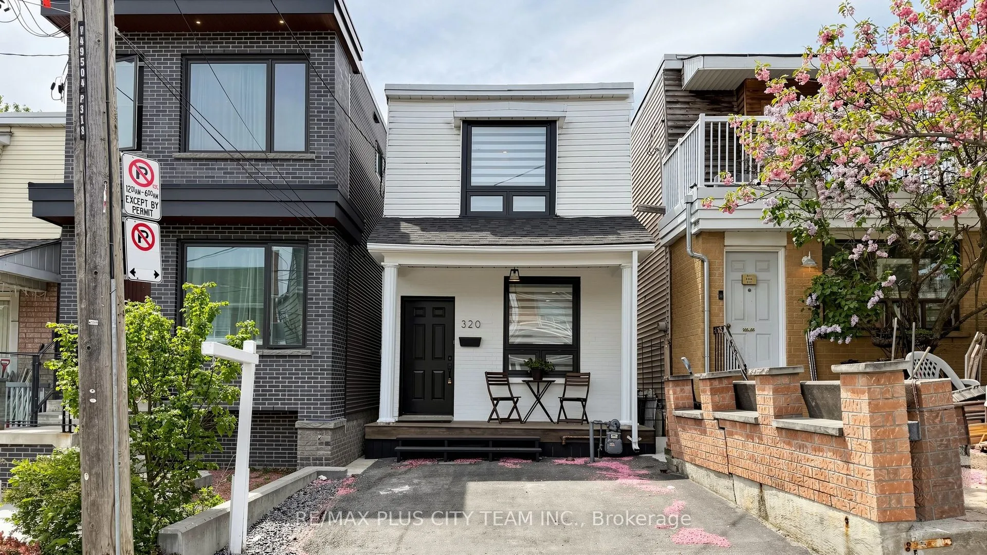 Detached Home For Sale | W13155168