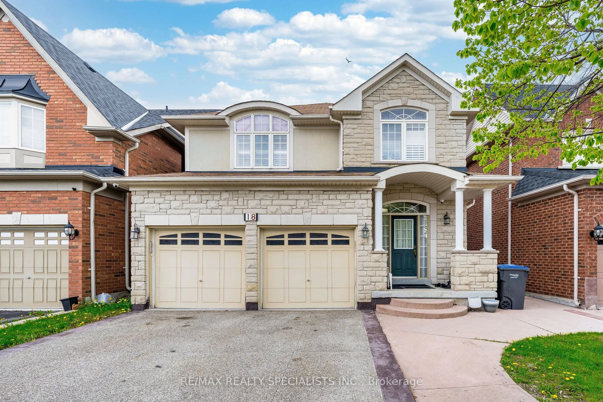 Detached Home For Sale | W13155396