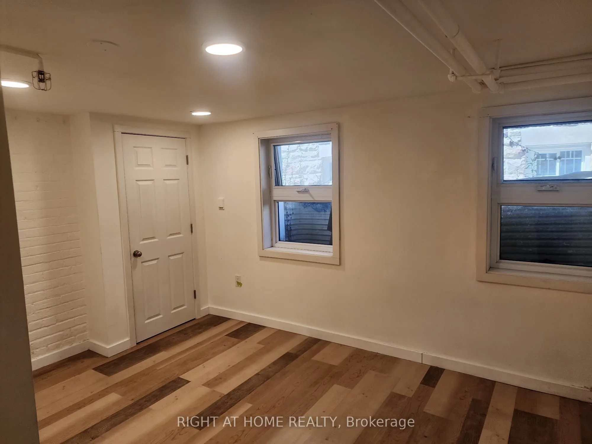 Link Property For Lease | W13155972