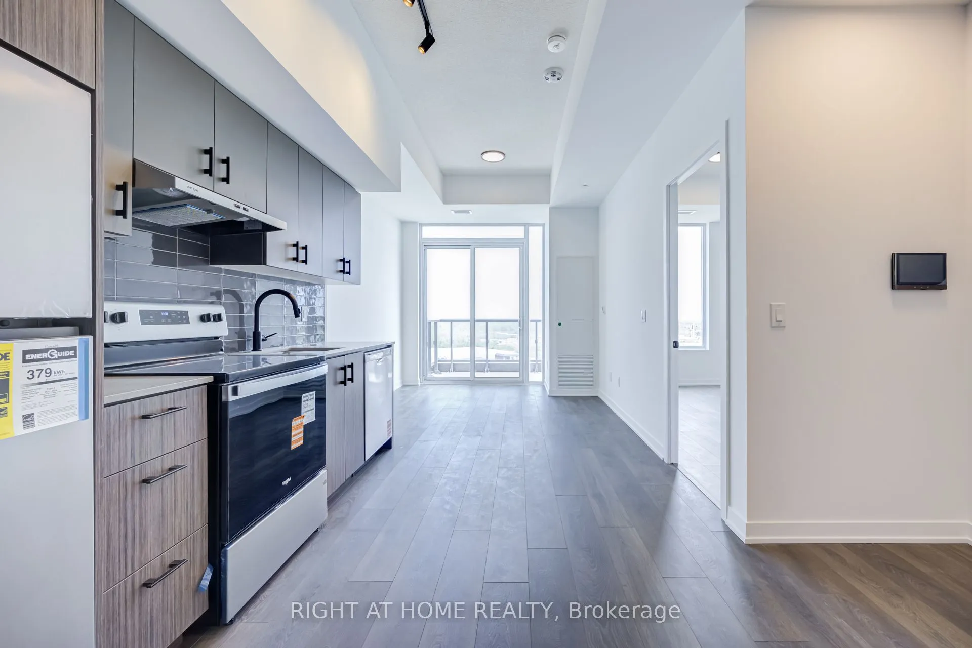 Property For Lease | W13156044