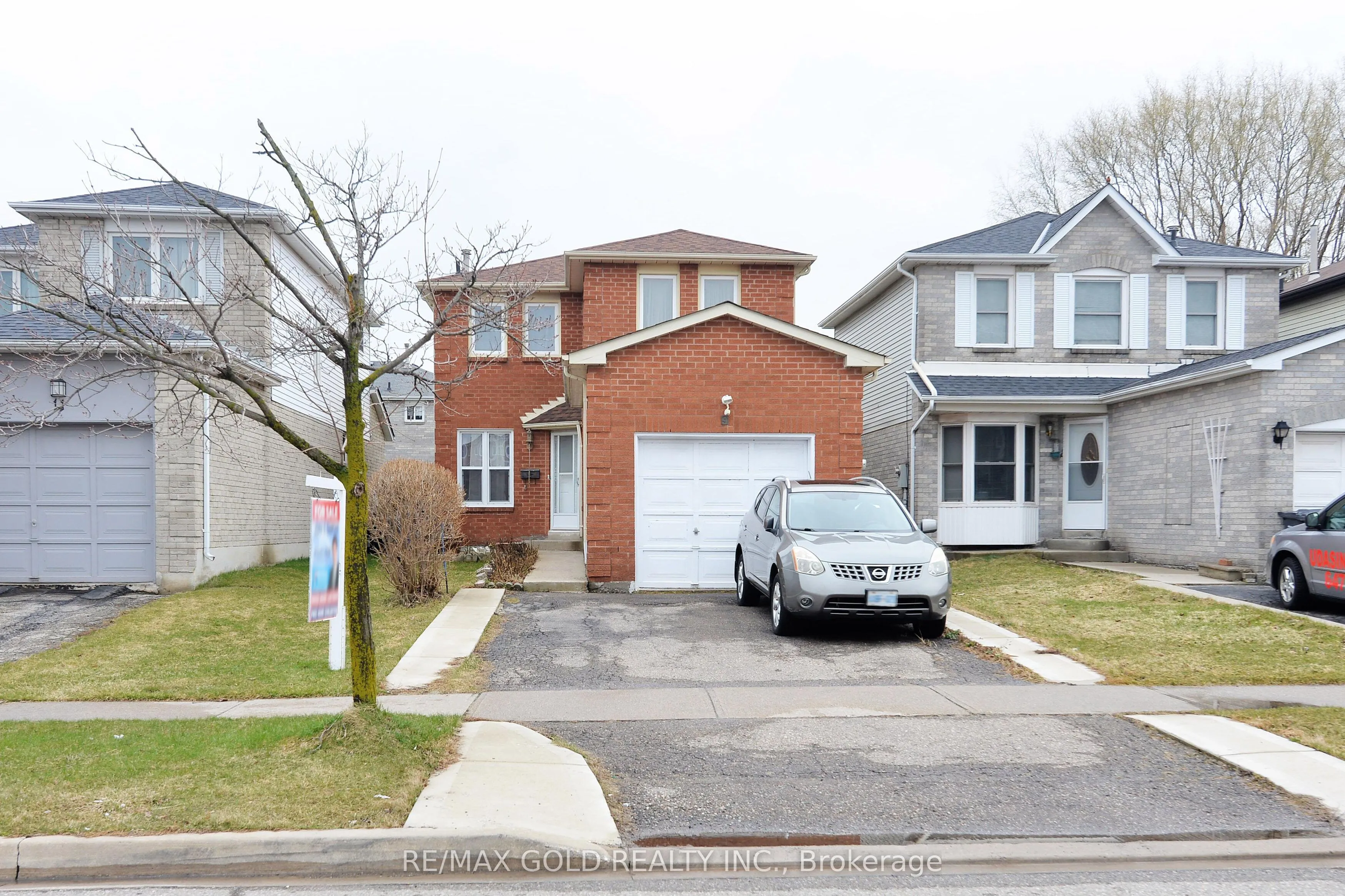 Detached Home For Lease | W13156272