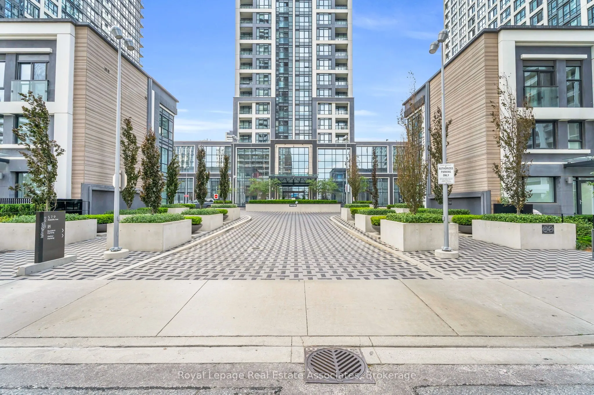 Property For Lease | W13156358