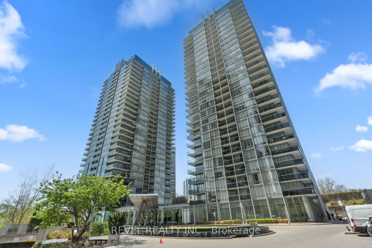 Property For Sale | W13156606