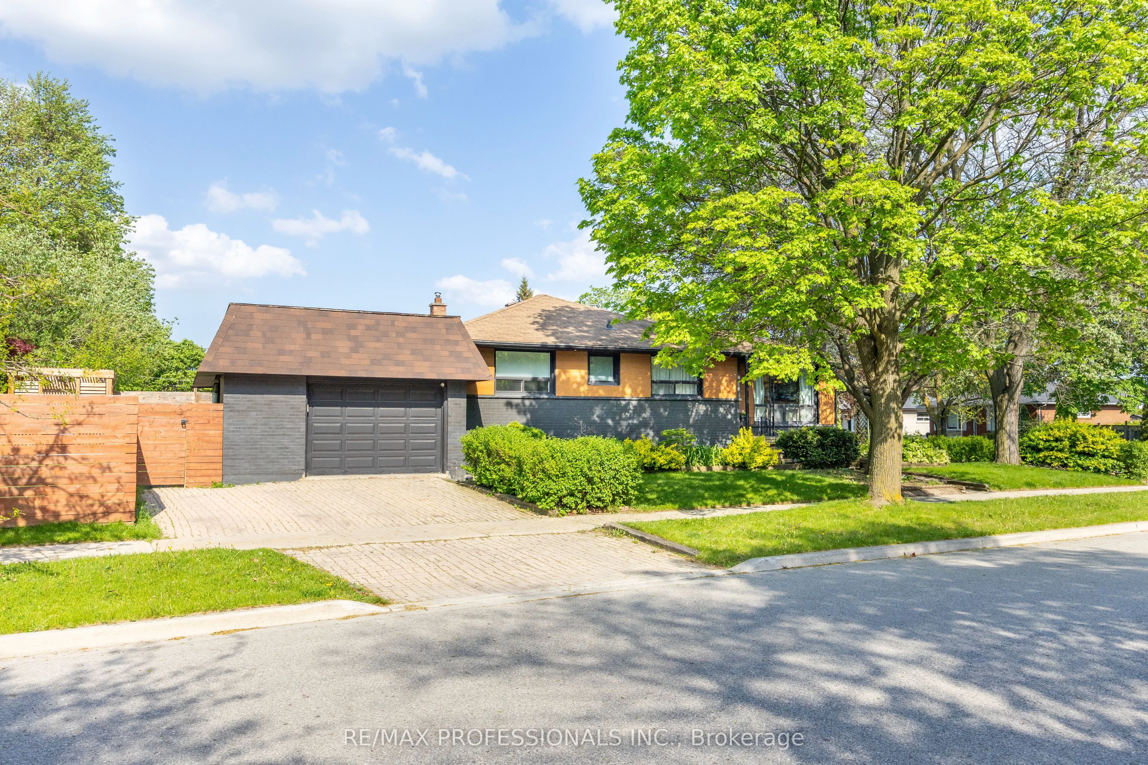 Detached Home For Sale | W13158714