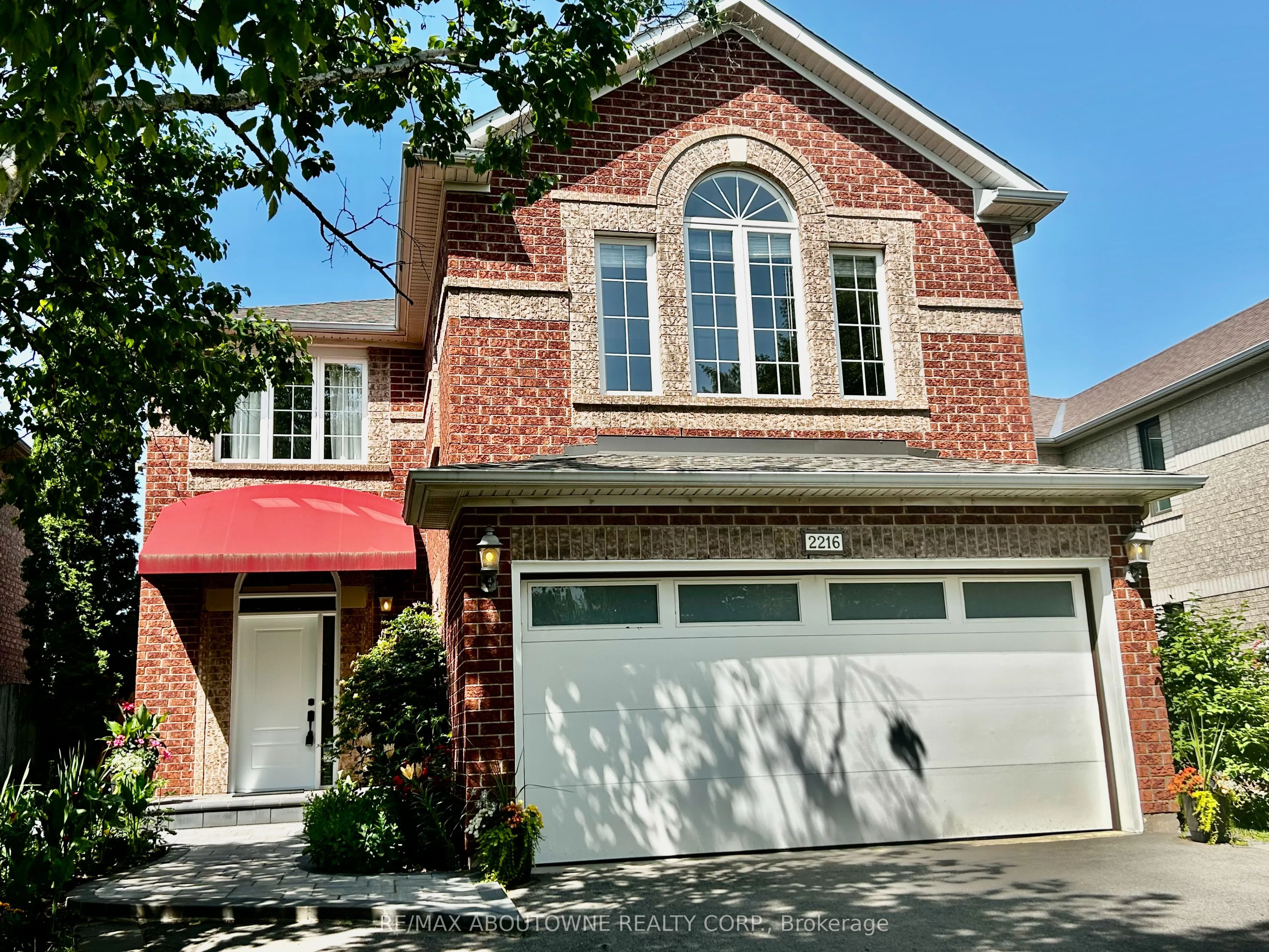 Detached Home For Sale | W13158946