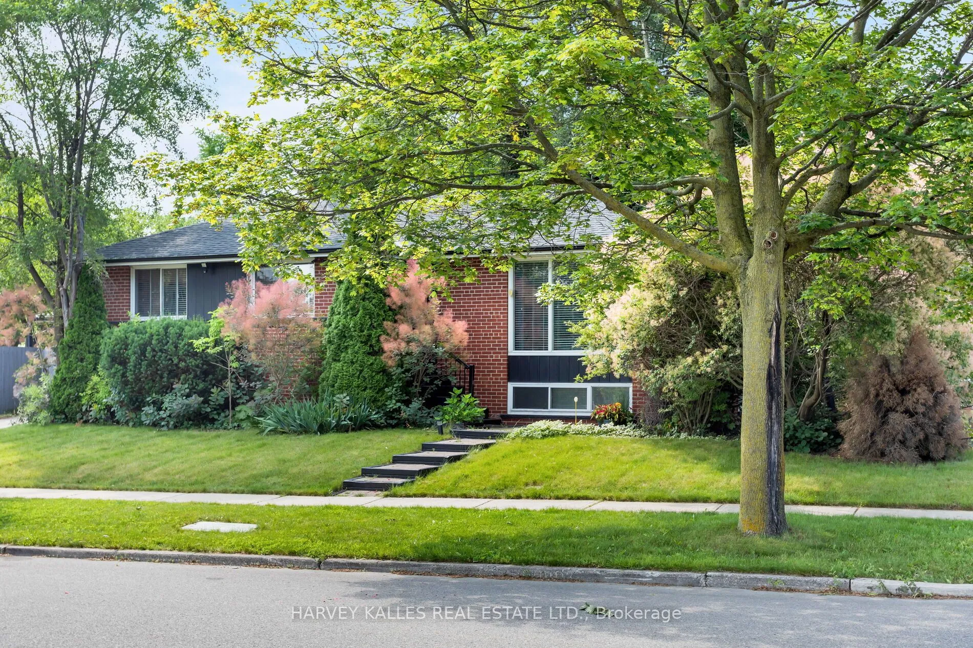 Detached Home For Sale | W13160366