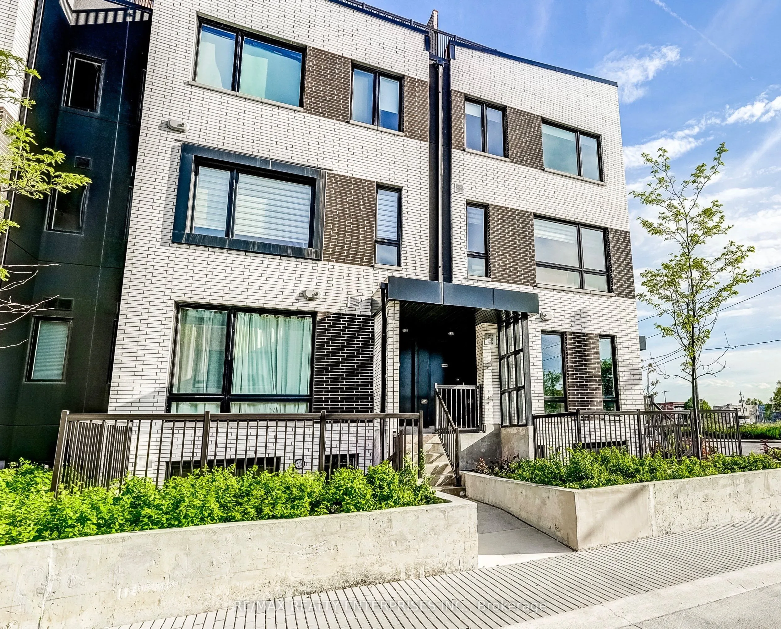 Property For Sale | W13163070