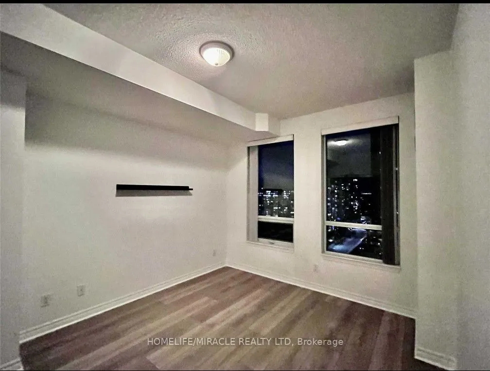 Property For Lease | W13163272