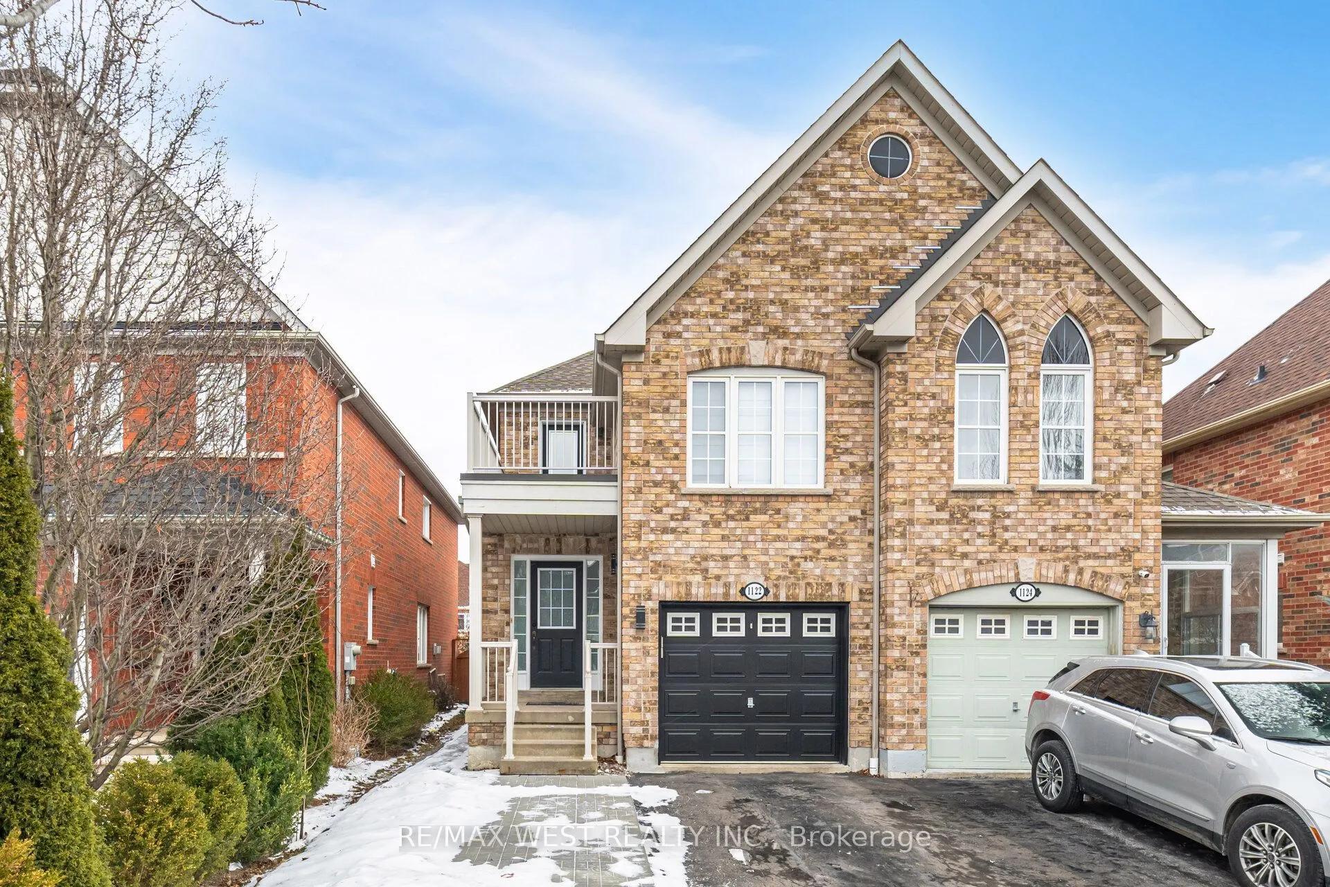 Semi-Detached Home For Lease | W13163772