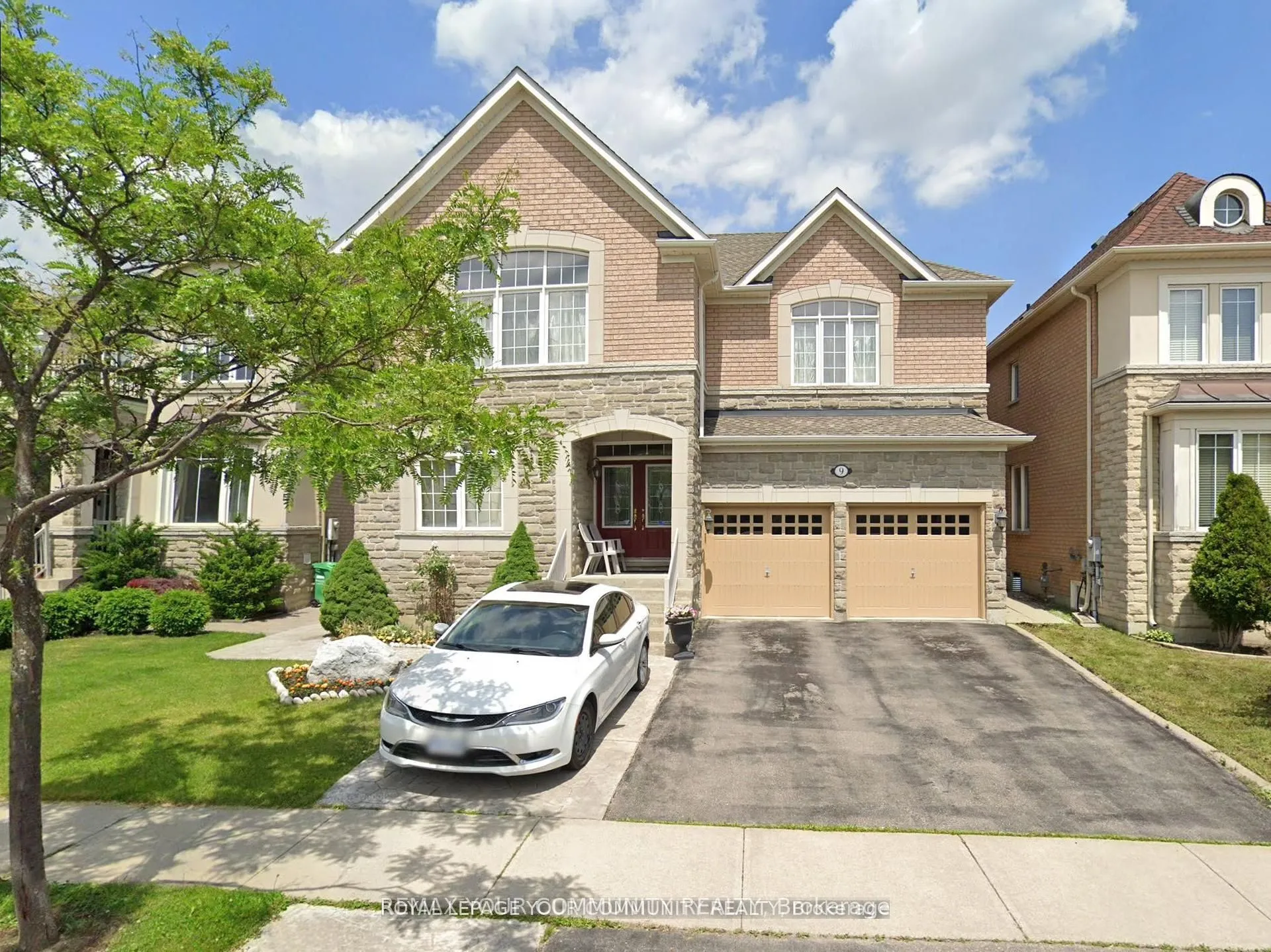 Detached Home For Lease | W13164362