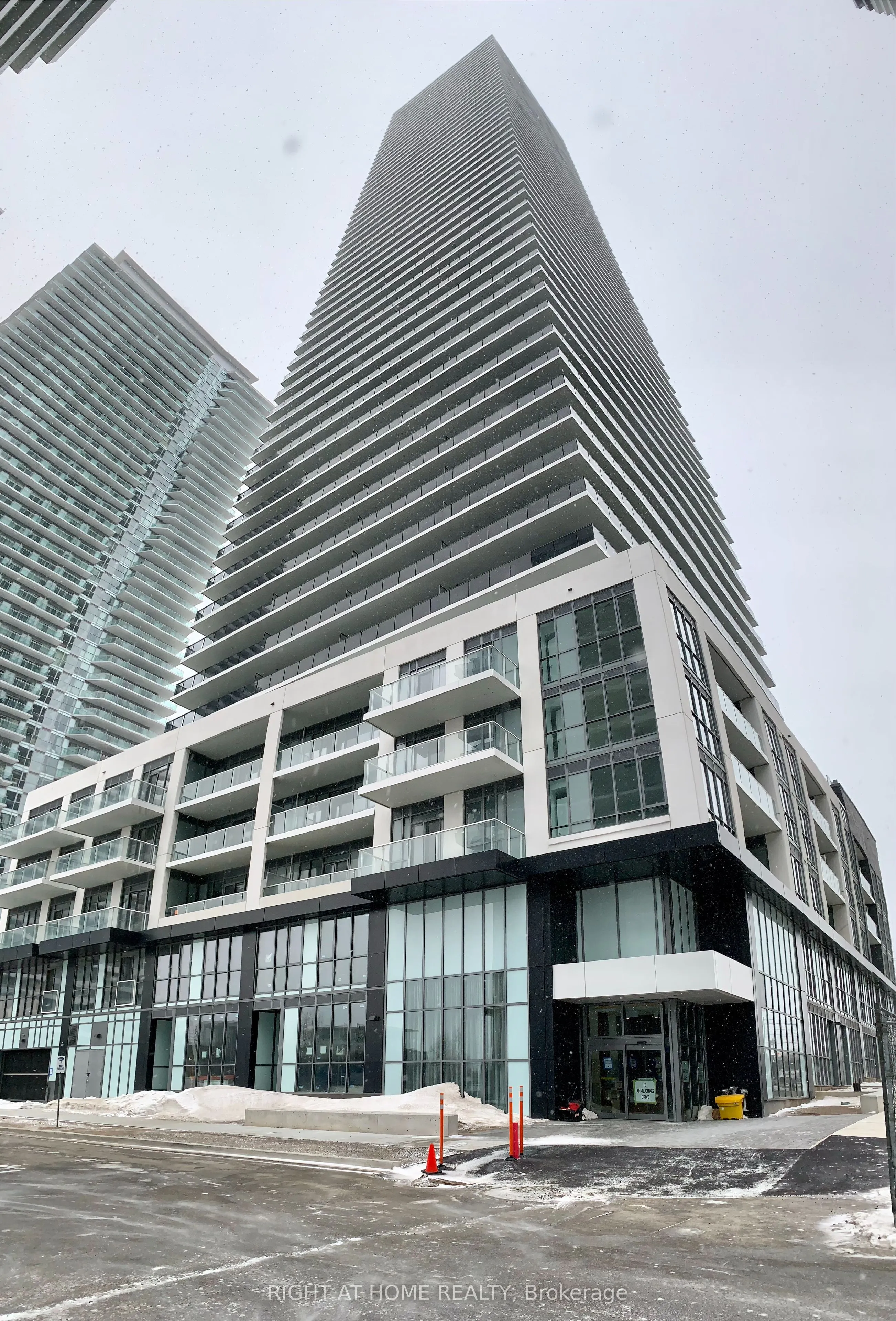 Property For Lease | W13164404
