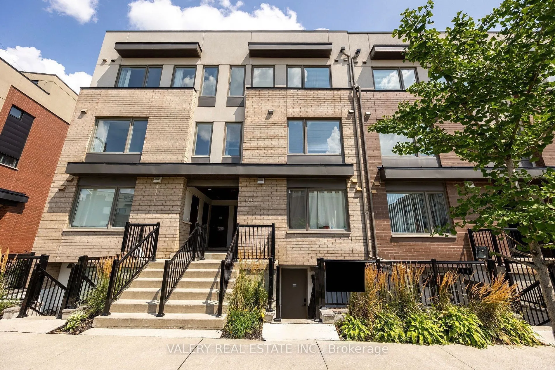 Property For Lease | W13164828