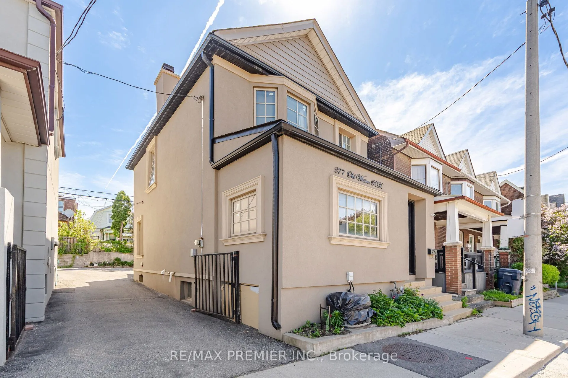 Detached Home For Sale | W13166048