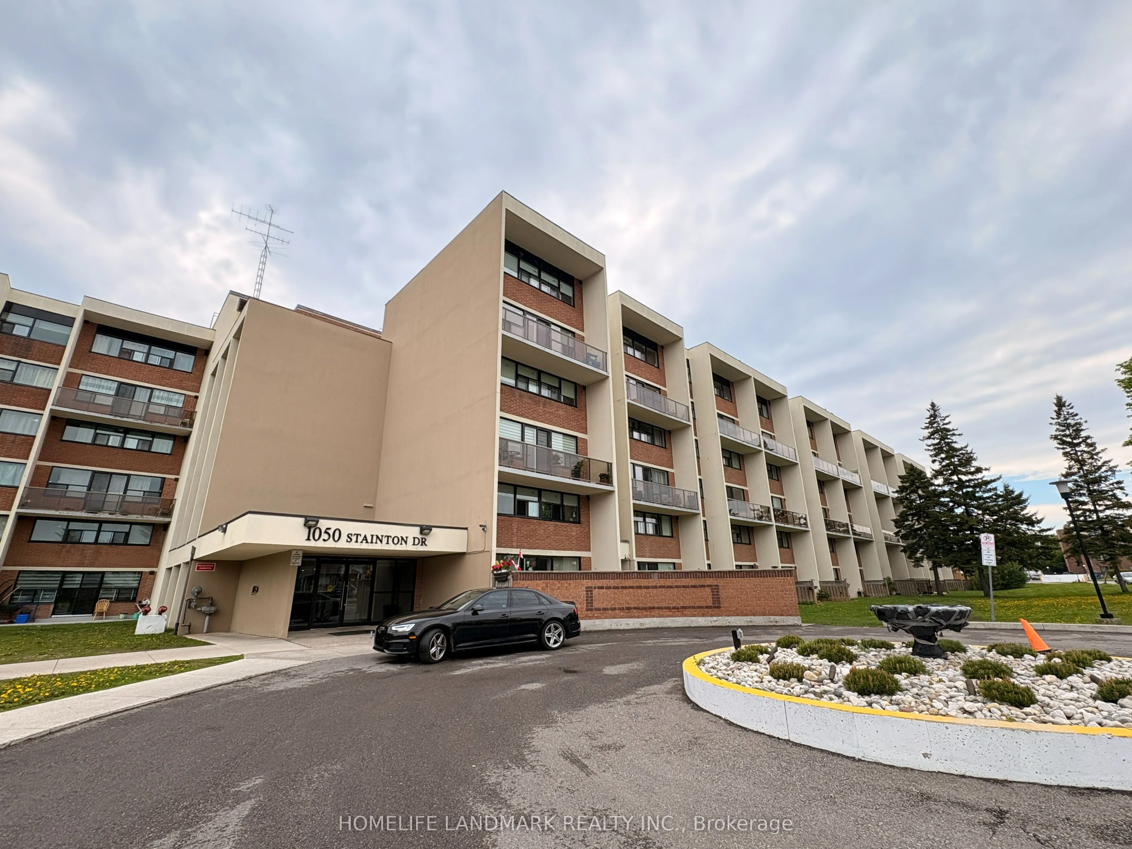 Property For Sale | W13166824