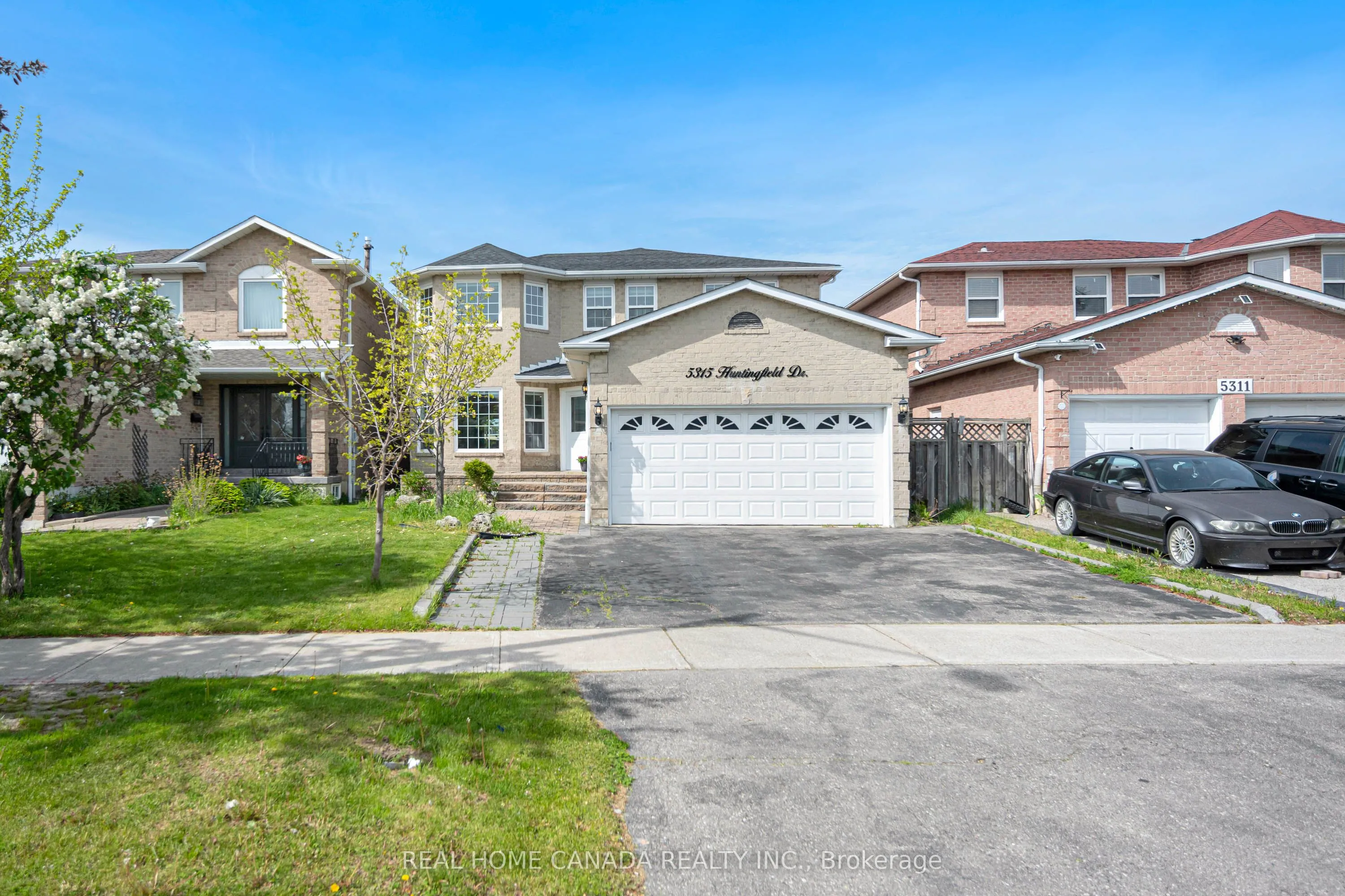 Detached Home For Sale | W13167164