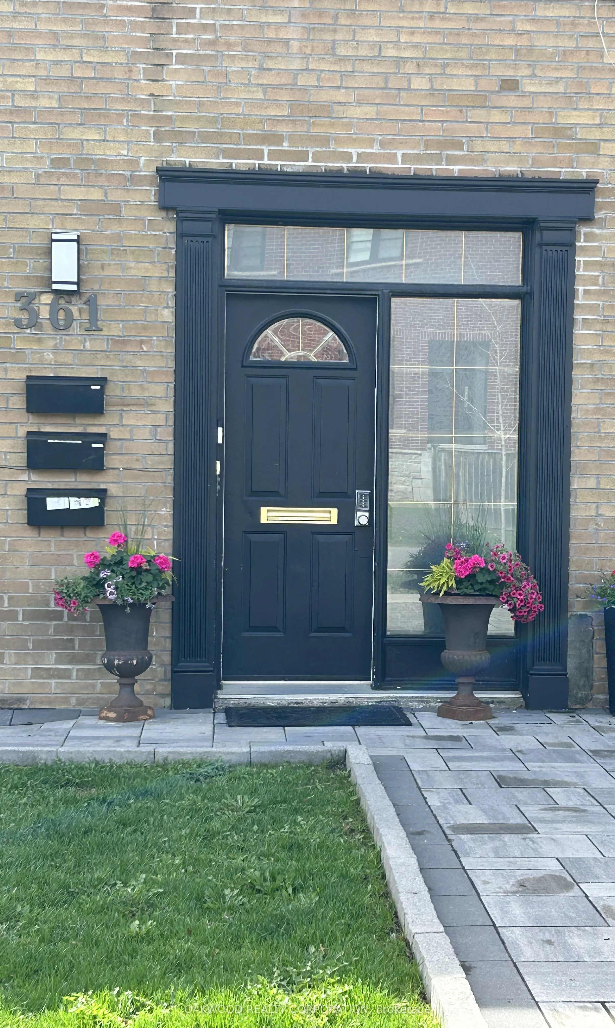 Triplex For Lease | W13167344
