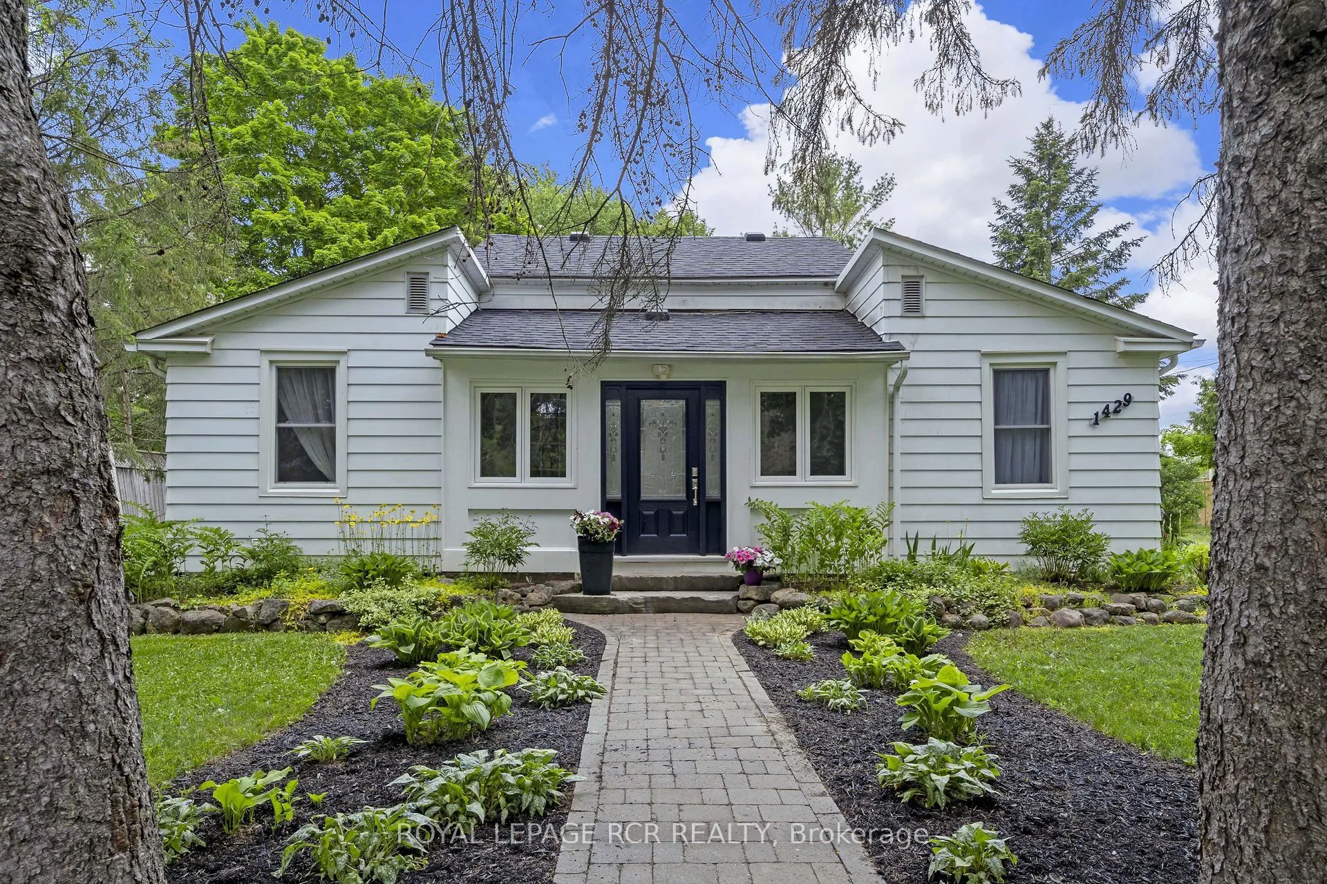 Detached Home For Sale | W13170098