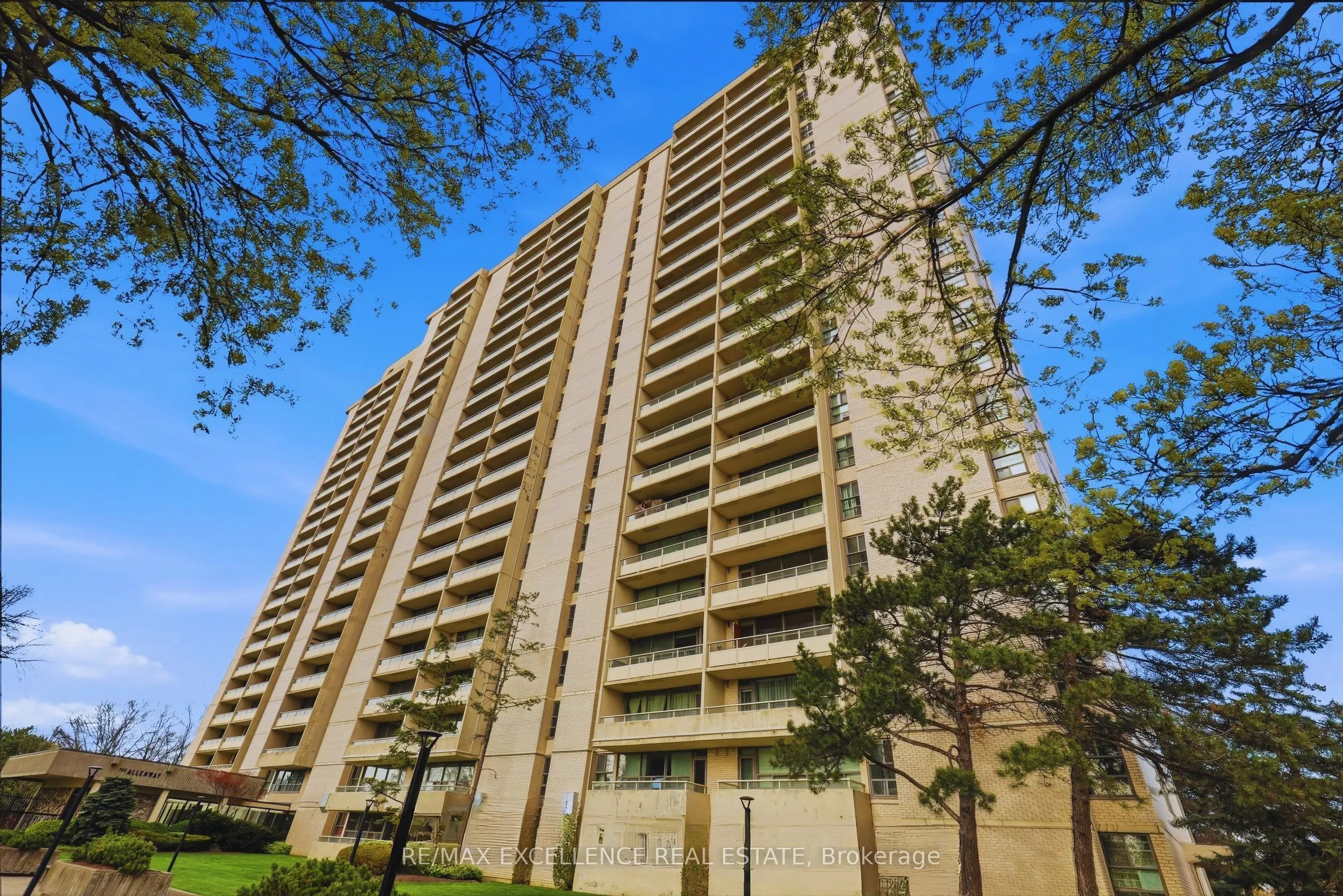 Property For Lease | W13170348