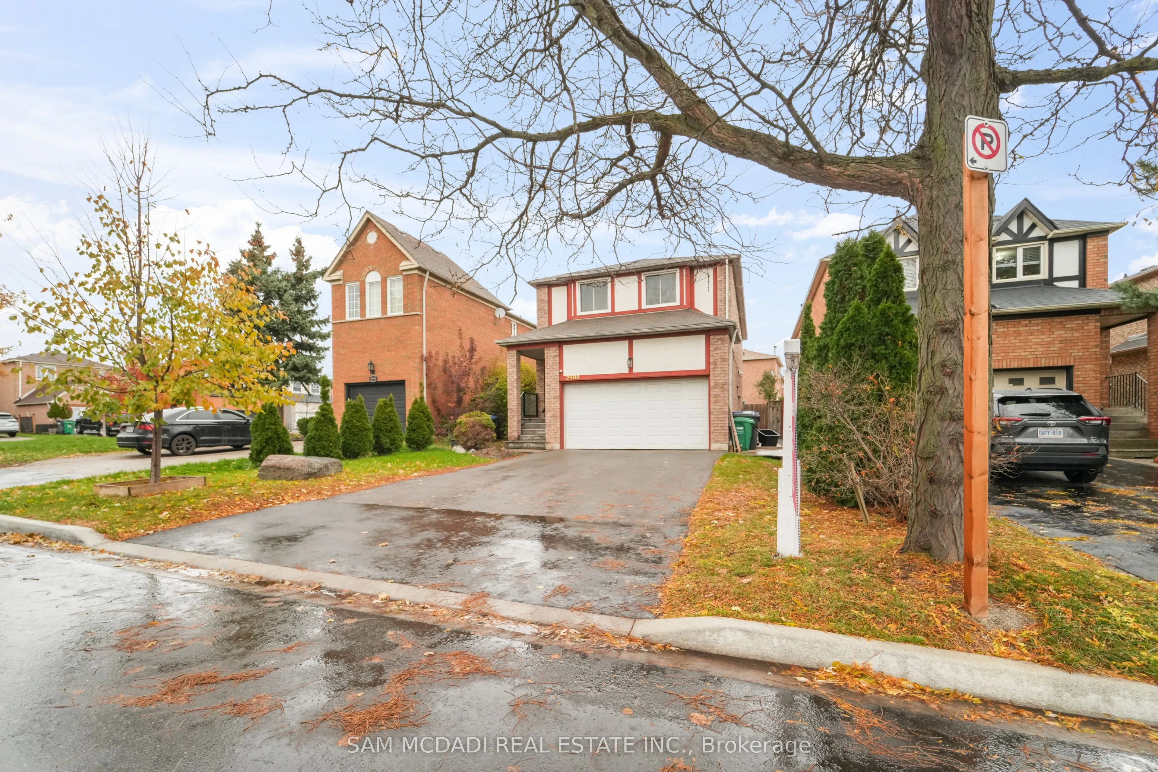 Detached Home For Lease | W13170614