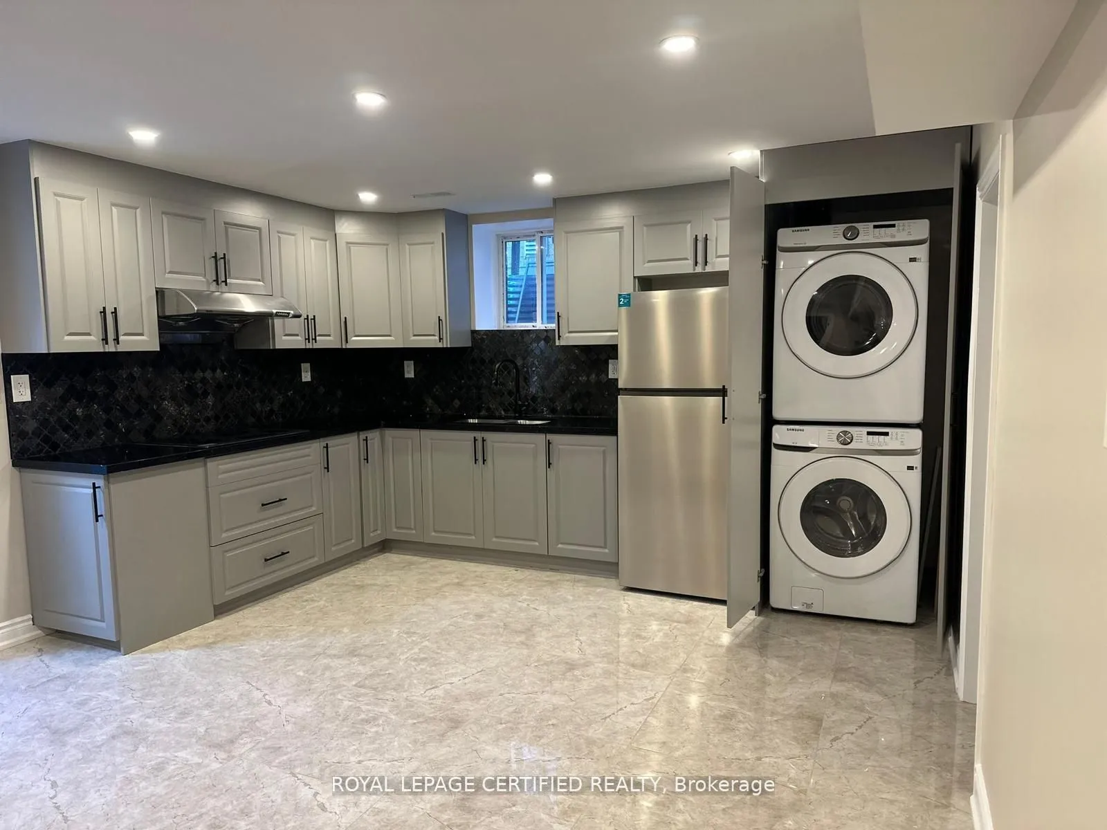 Detached Home For Lease | W13171142