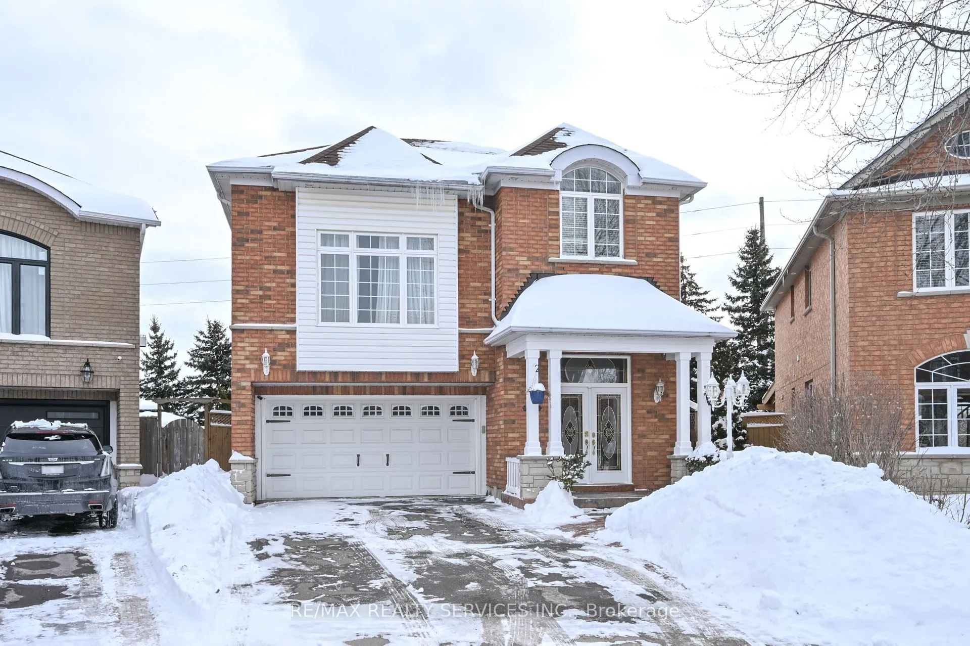 Detached Home For Lease | W13171180