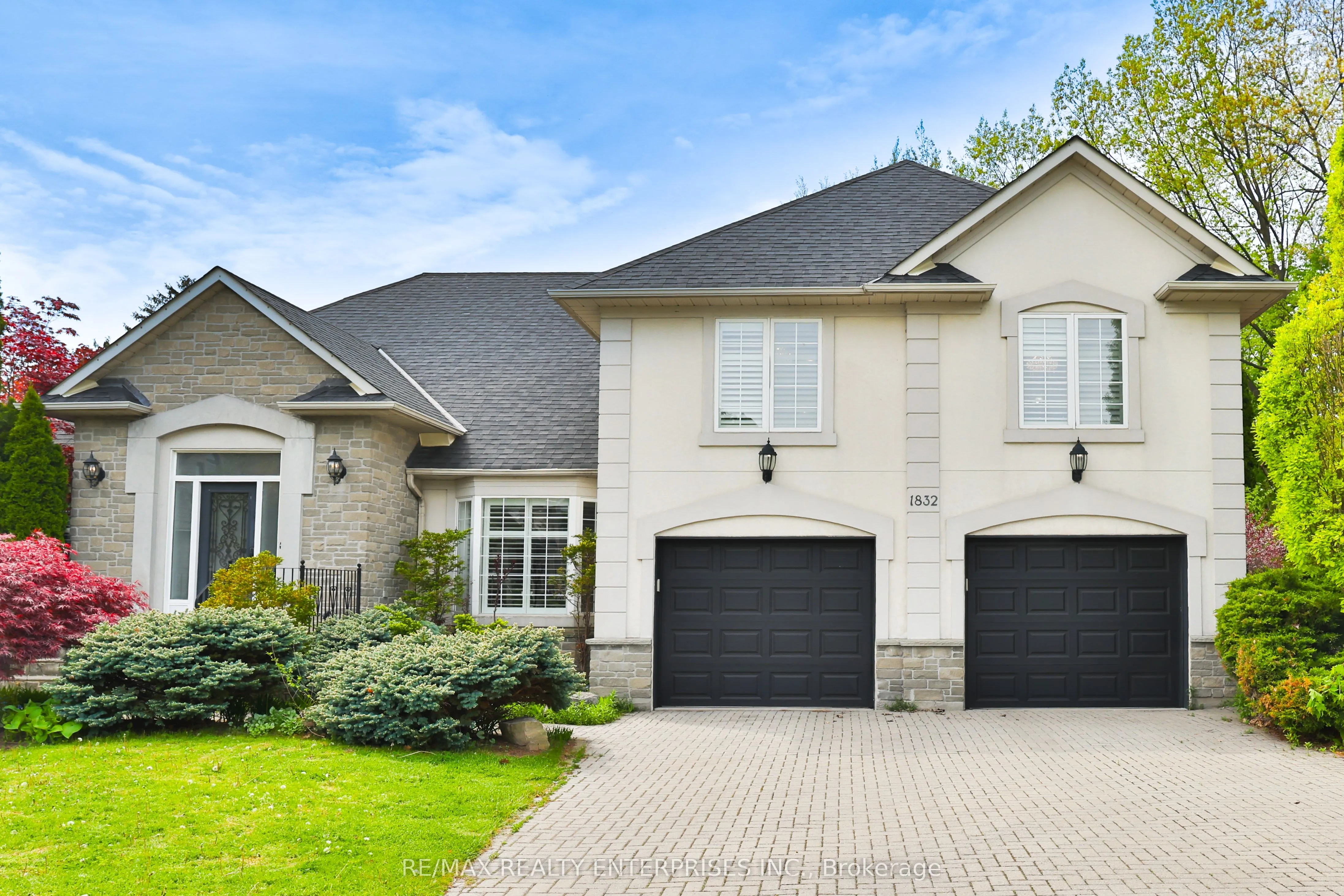Detached Home For Sale | W13171478