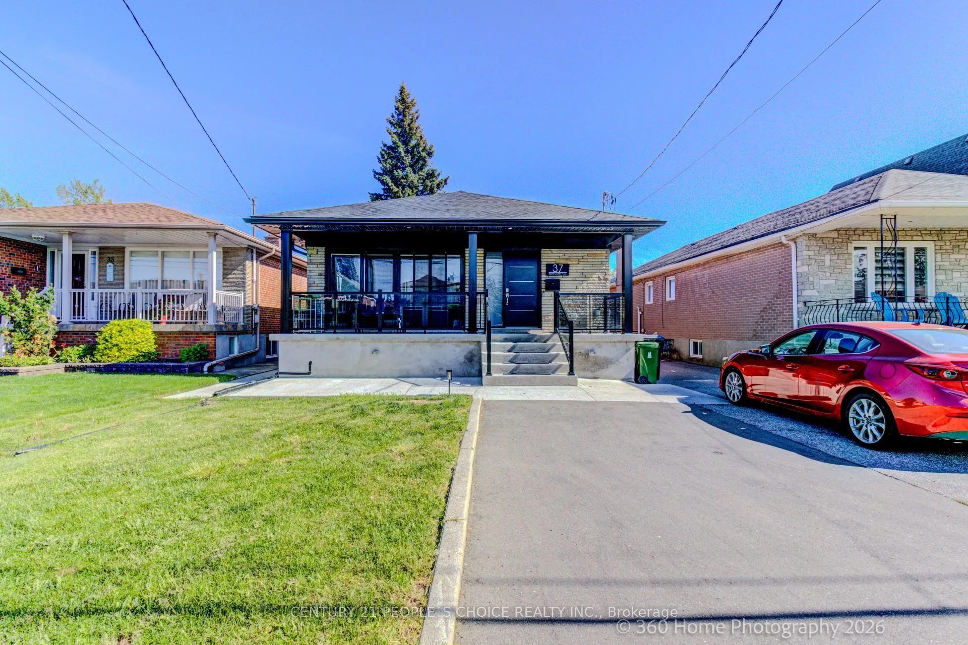 Detached Home For Lease | W13172838