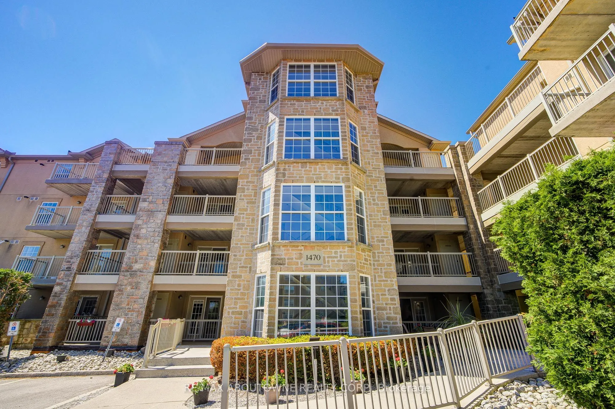 Property For Sale | W13174872