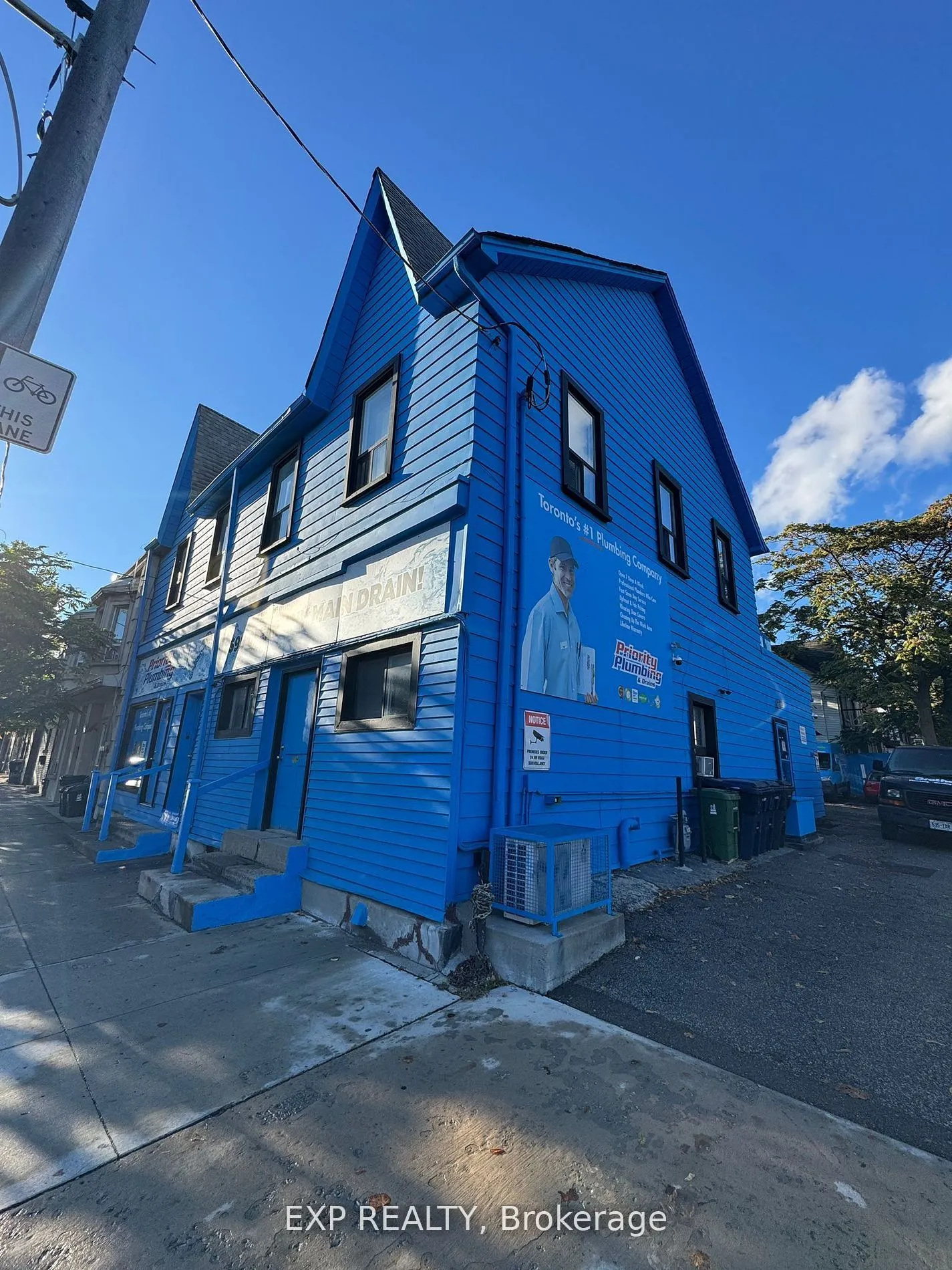 Detached Home For Lease | W13175976