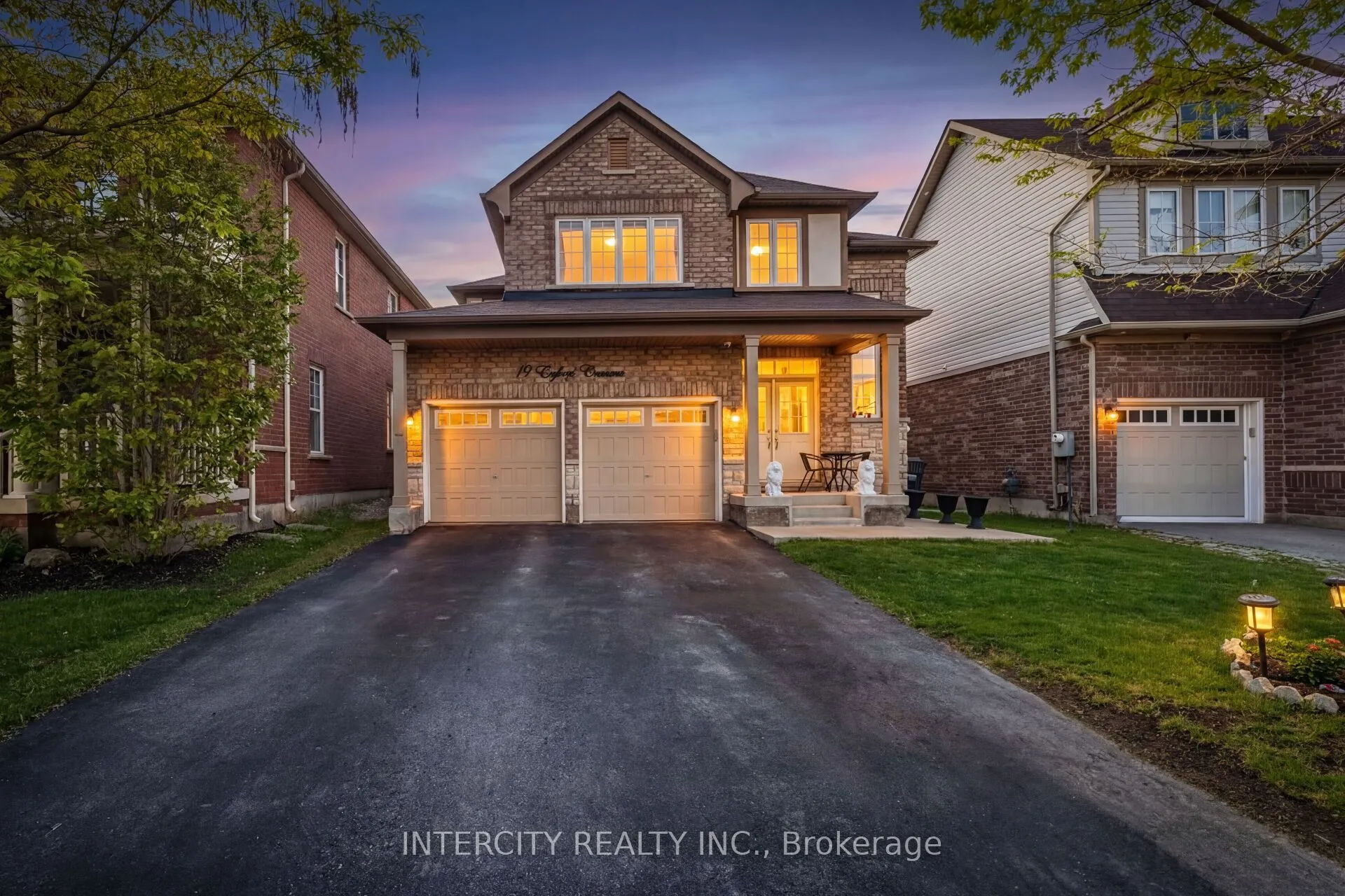 Detached Home For Sale | W13177014