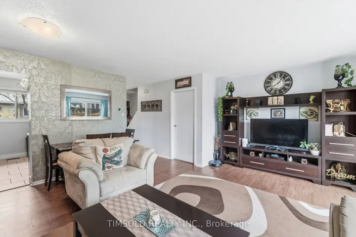 57 Hansen Road N 29, Brampton, ON L6V 3C6