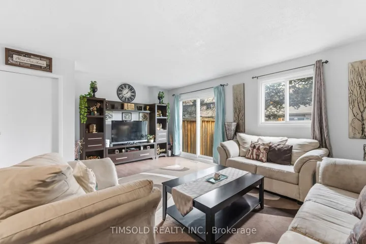 57 Hansen Road N 29, Brampton, ON L6V 3C6