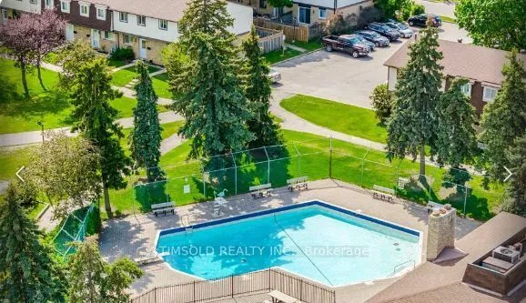 57 Hansen Road N 29, Brampton, ON L6V 3C6