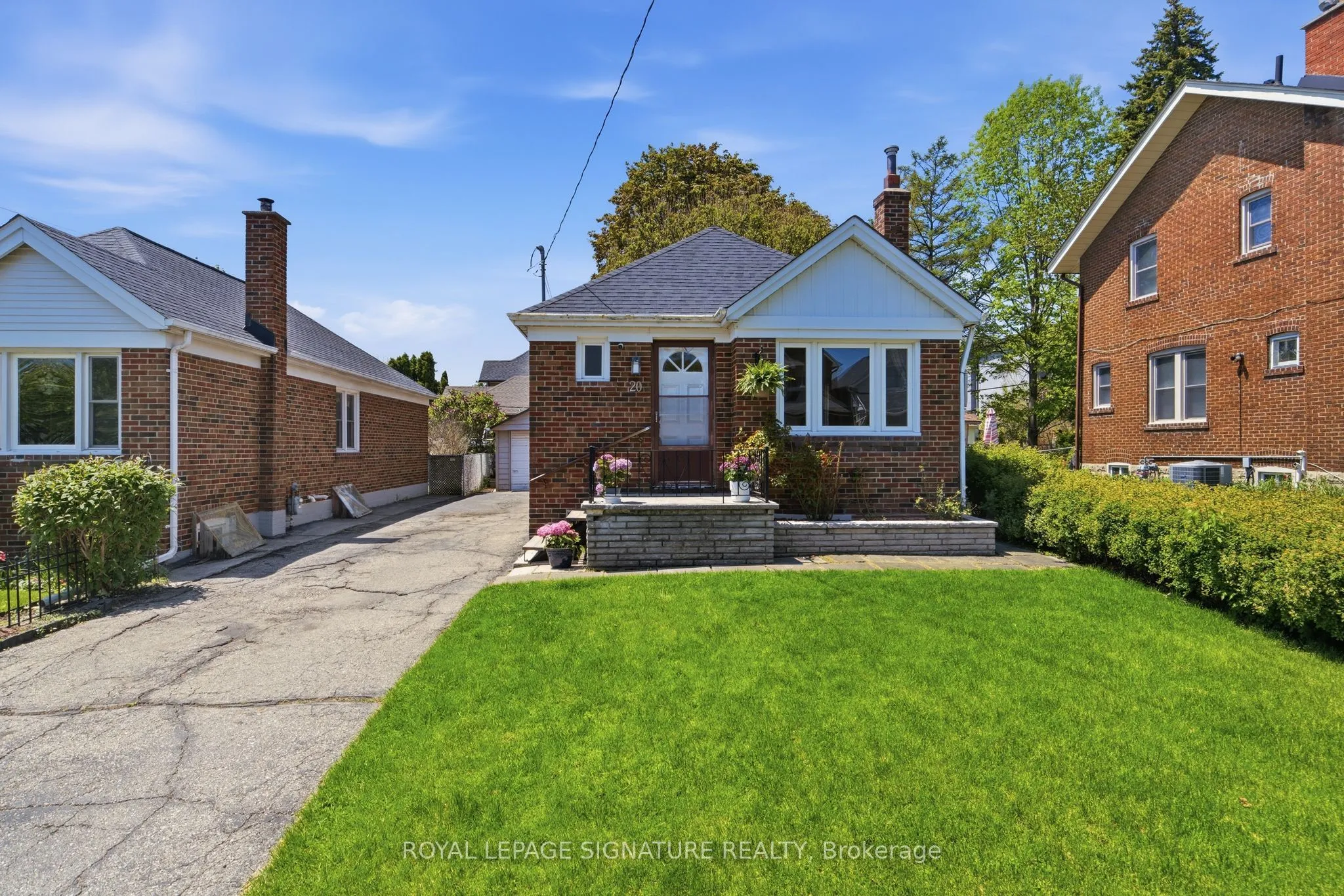 Detached Home For Sale | W13182986