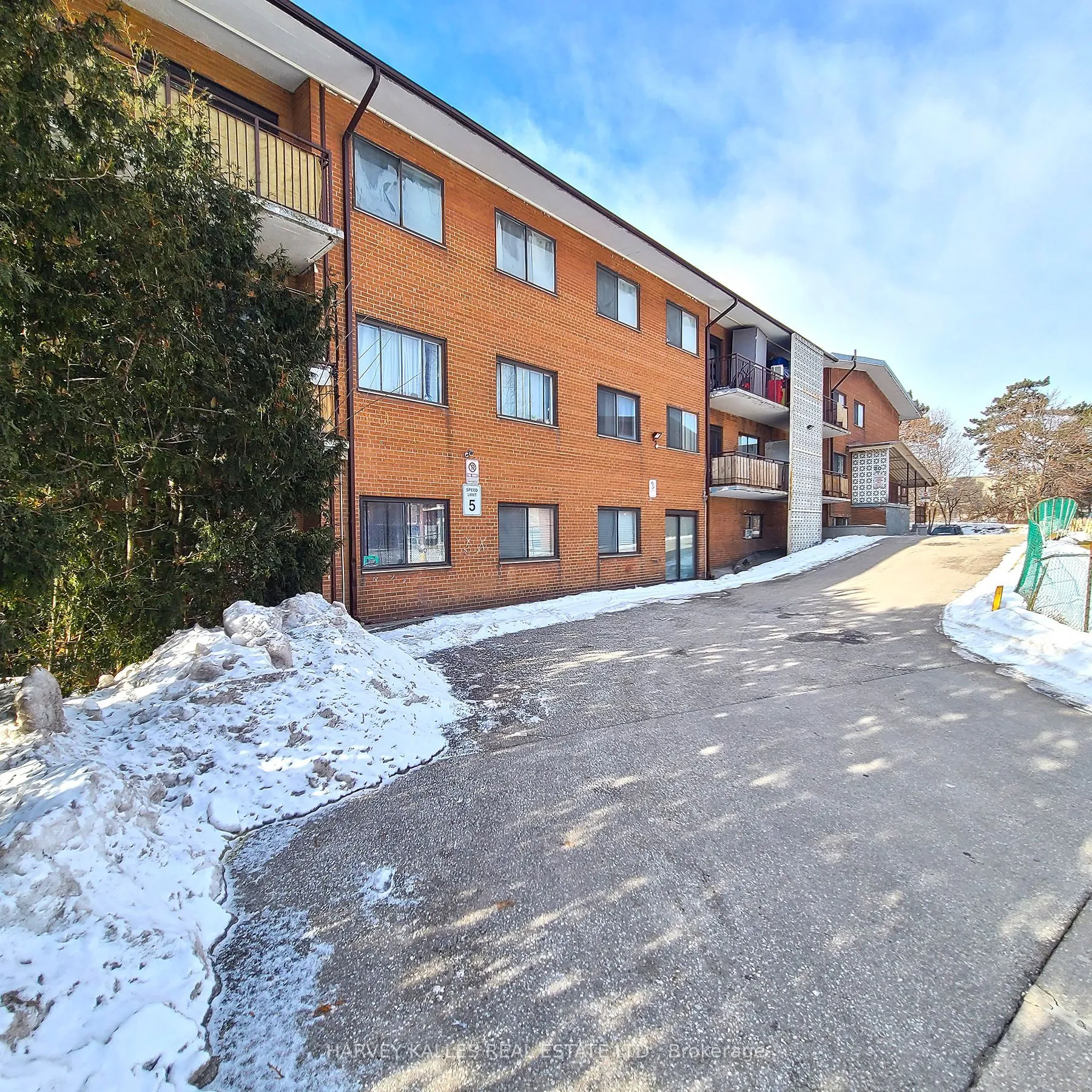 Multiplex For Lease | W13195794