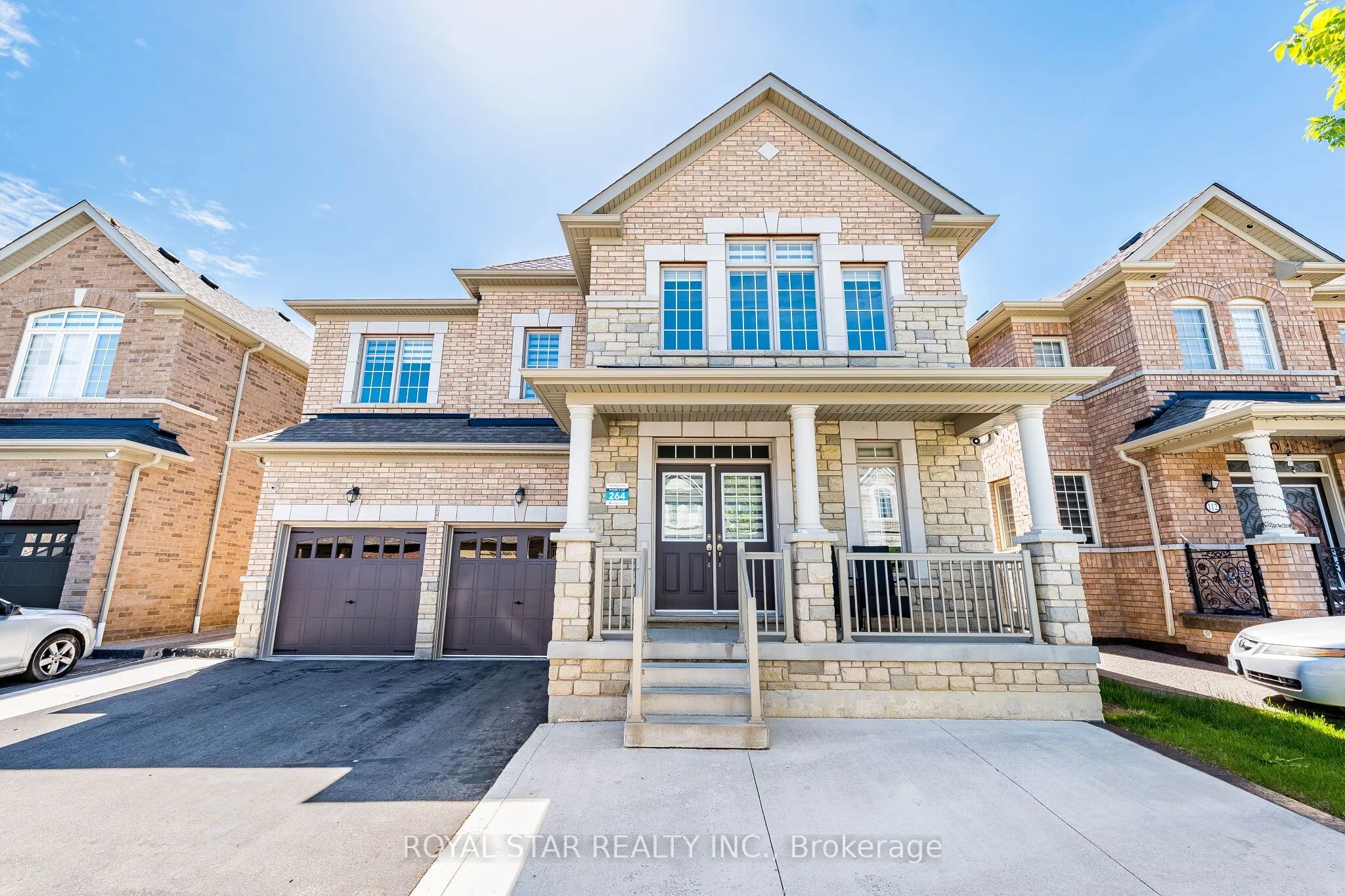 Detached Home For Sale | W13202408