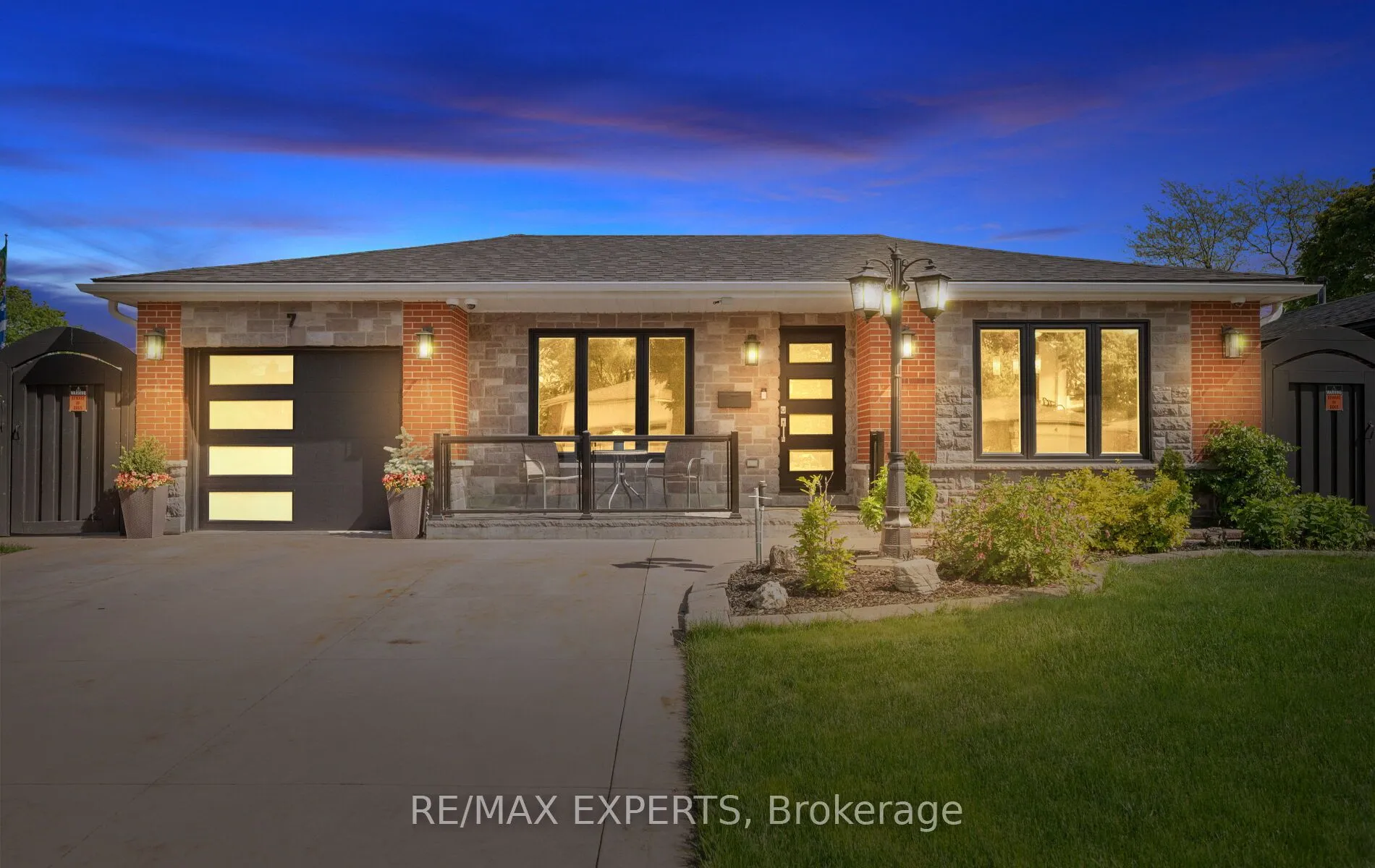 Detached Home For Sale | W13203610