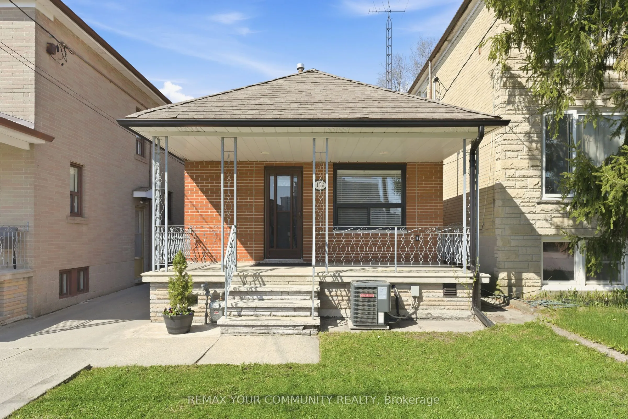Detached Home For Sale | W13203904
