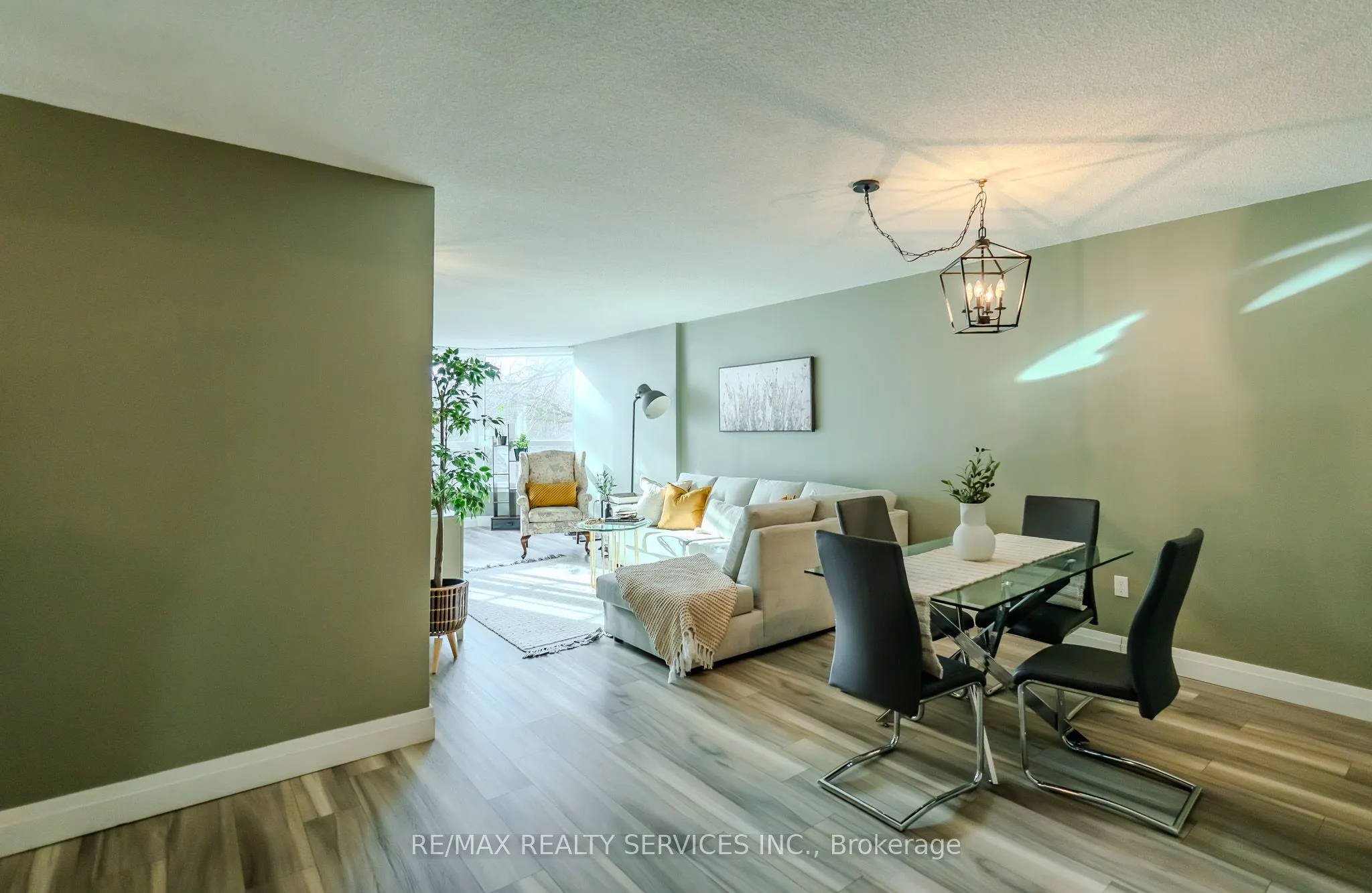 Property For Sale | W13206446