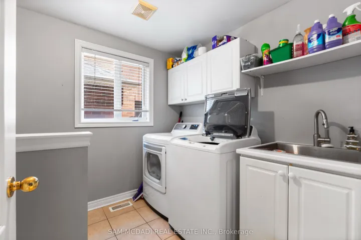 2476 Palmerston Road, Oakville, ON L6H 7L6