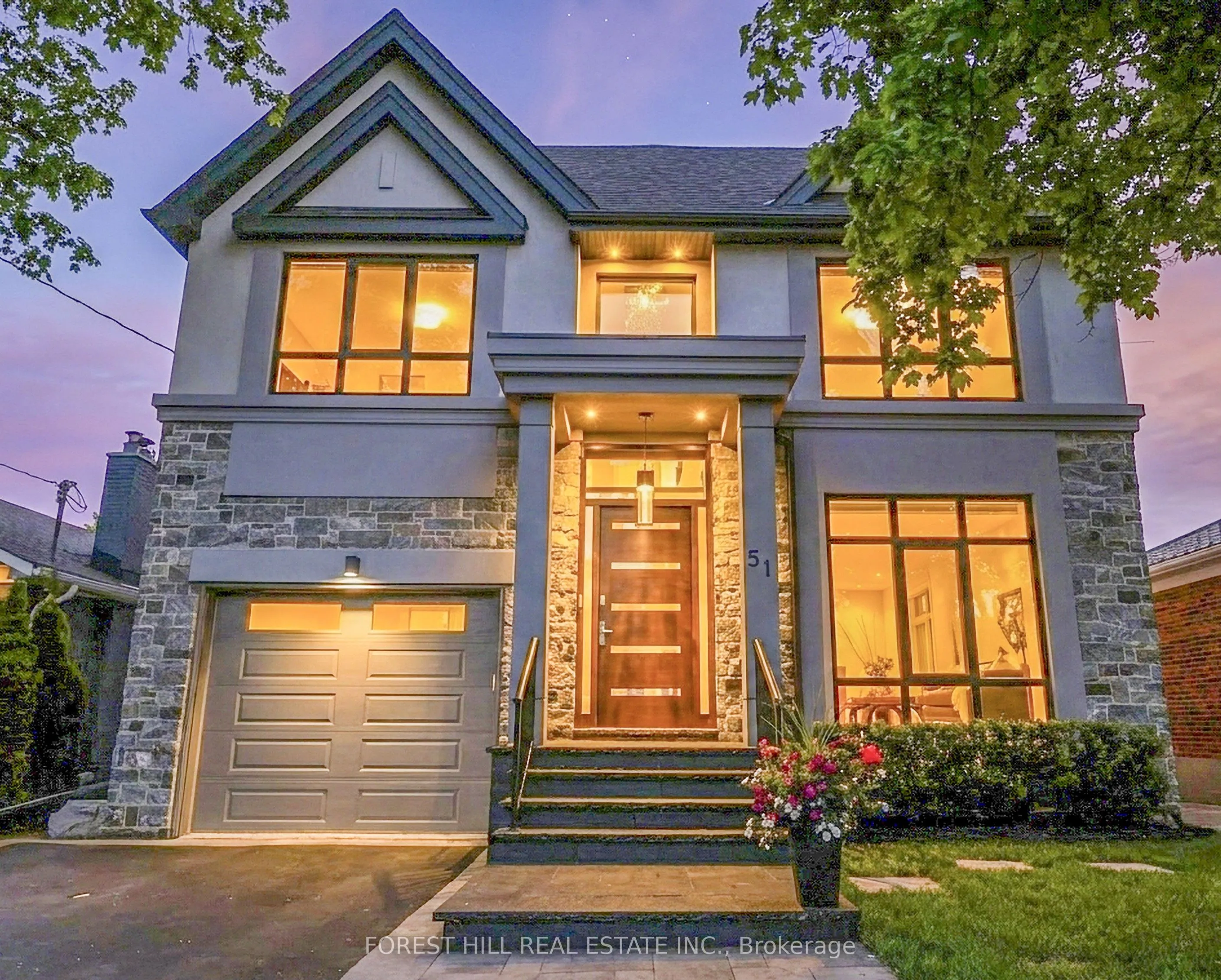 Detached Home For Sale | W13206976